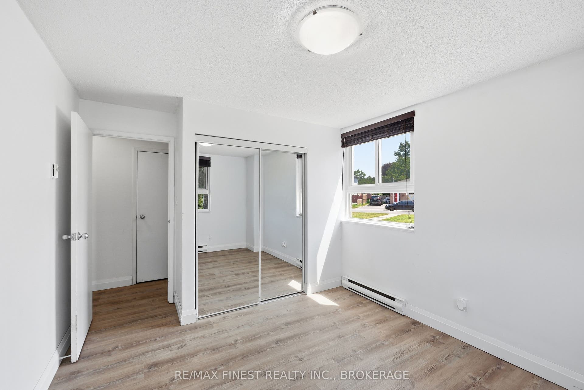 745 Davis Drive, #101, Kingston, Frontenac ON K7M 8J4 745 Davis Drive, #101, Kingston, Frontenac ON K7M 8J4