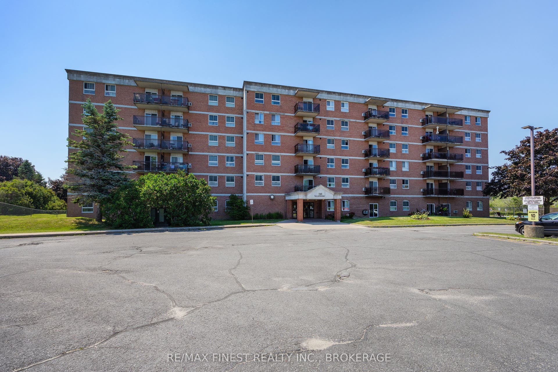 745 Davis Drive, #101, Kingston, Frontenac ON K7M 8J4 745 Davis Drive, #101, Kingston, Frontenac ON K7M 8J4