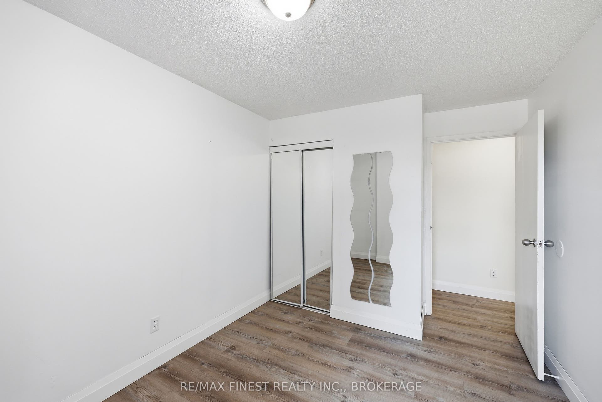 745 Davis Drive, #101, Kingston, Frontenac ON K7M 8J4 745 Davis Drive, #101, Kingston, Frontenac ON K7M 8J4