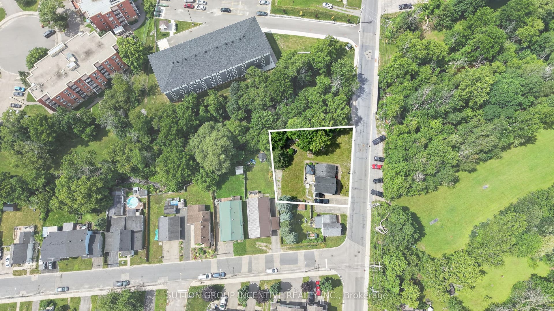 190 Bartholomew Street, Brockville, Leeds And Grenville ON K6V 2S6