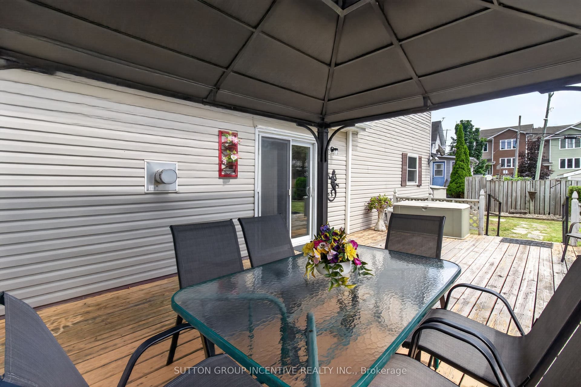 190 Bartholomew Street, Brockville, Leeds And Grenville ON K6V 2S6