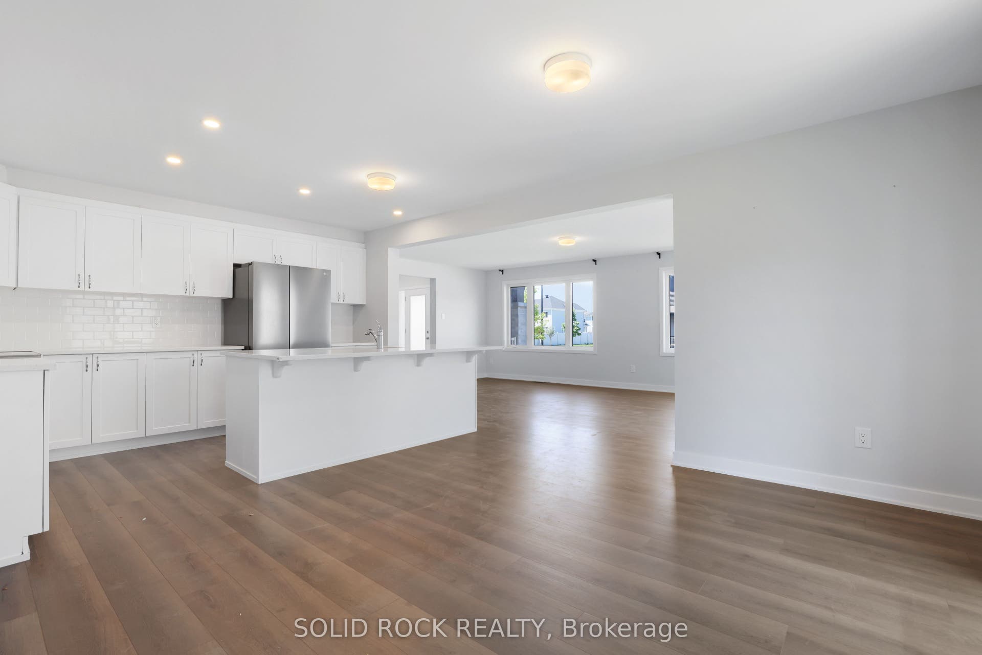 320 MEYNELL Road, Stittsville - Munster - Richmond, Ottawa ON K0A 2Z0 320 MEYNELL Road, Stittsville - Munster - Richmond, Ottawa ON K0A 2Z0