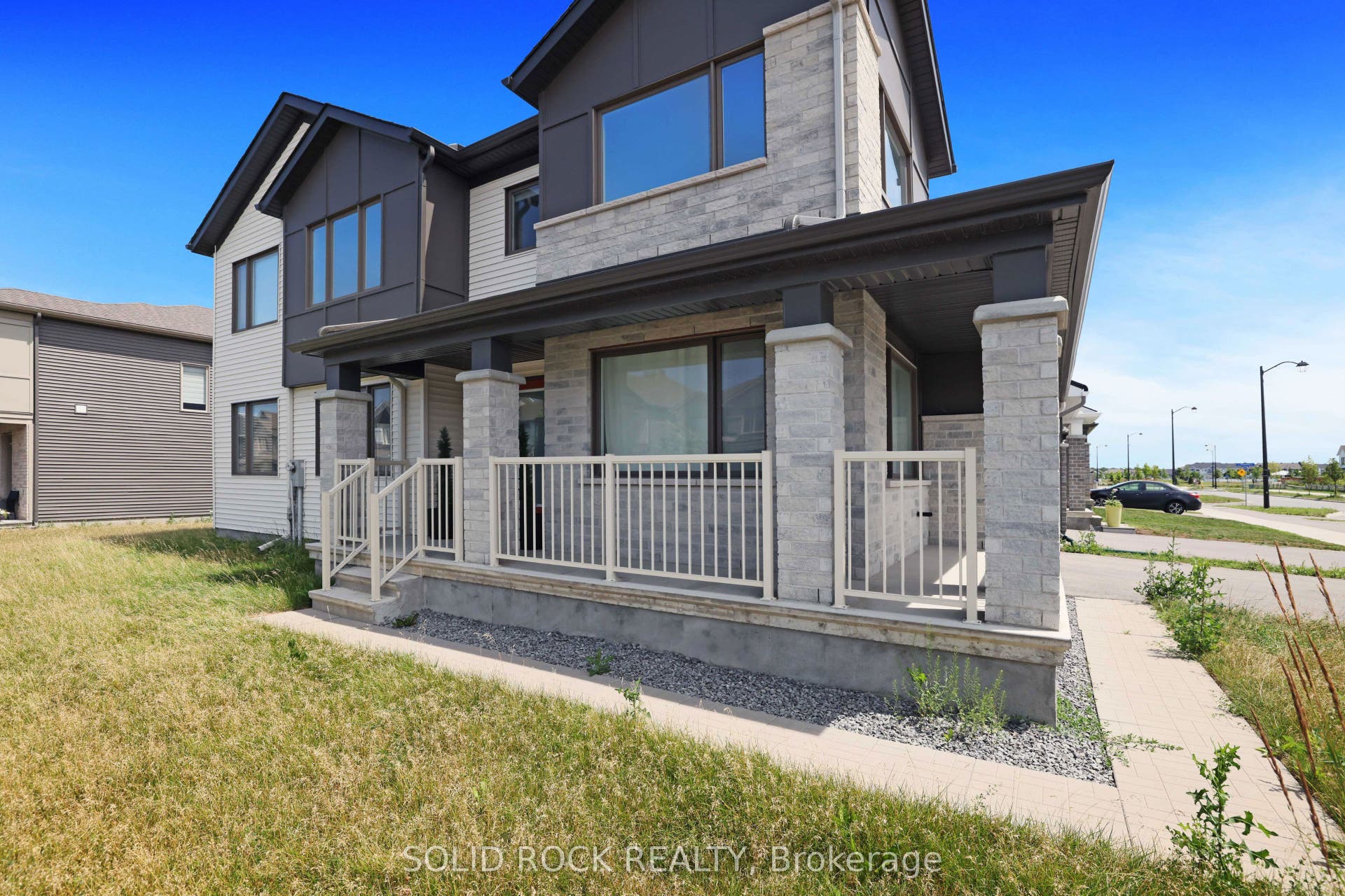 320 MEYNELL Road, Stittsville - Munster - Richmond, Ottawa ON K0A 2Z0 wrap around porch