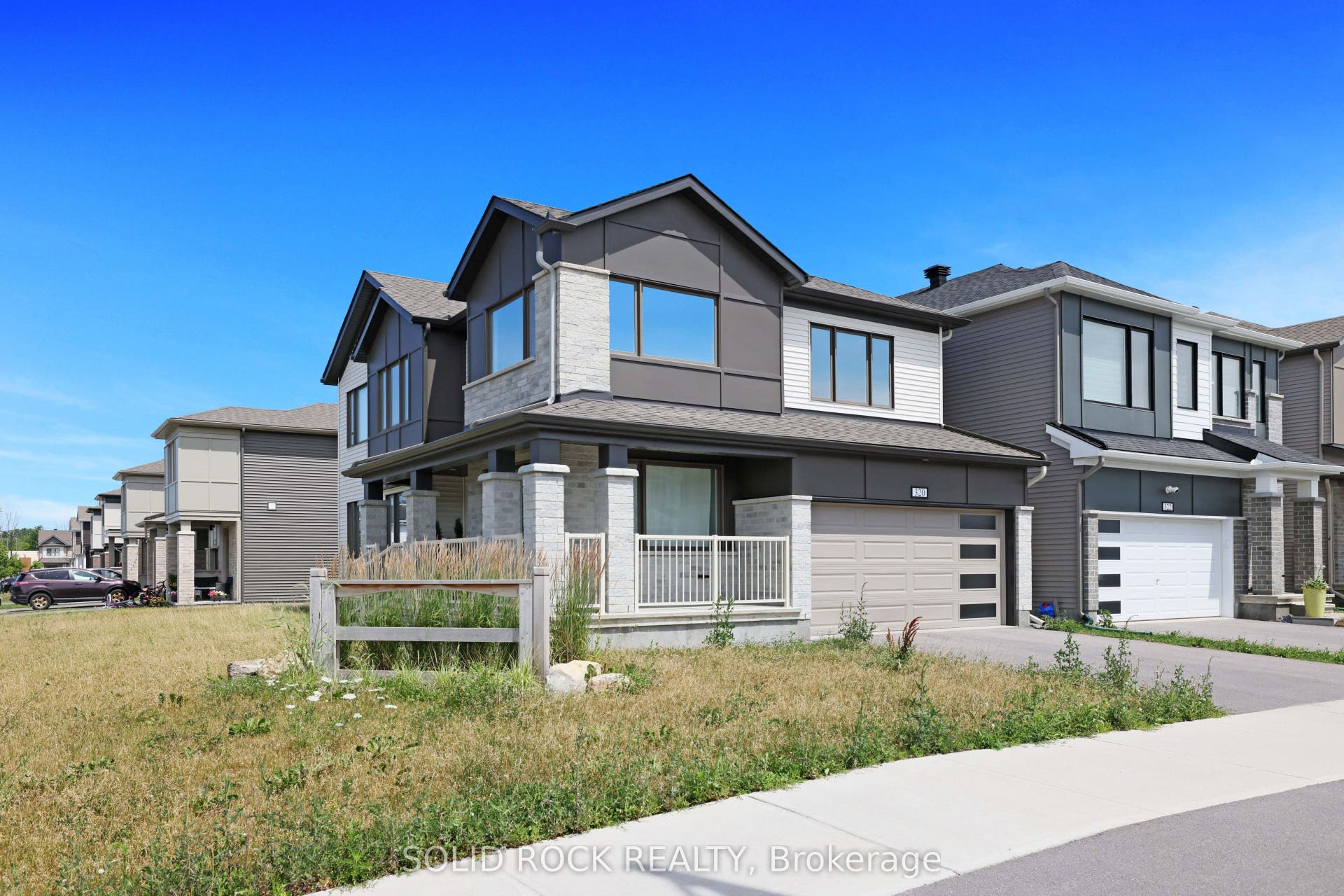320 MEYNELL Road, Stittsville - Munster - Richmond, Ottawa ON K0A 2Z0 Corner lot