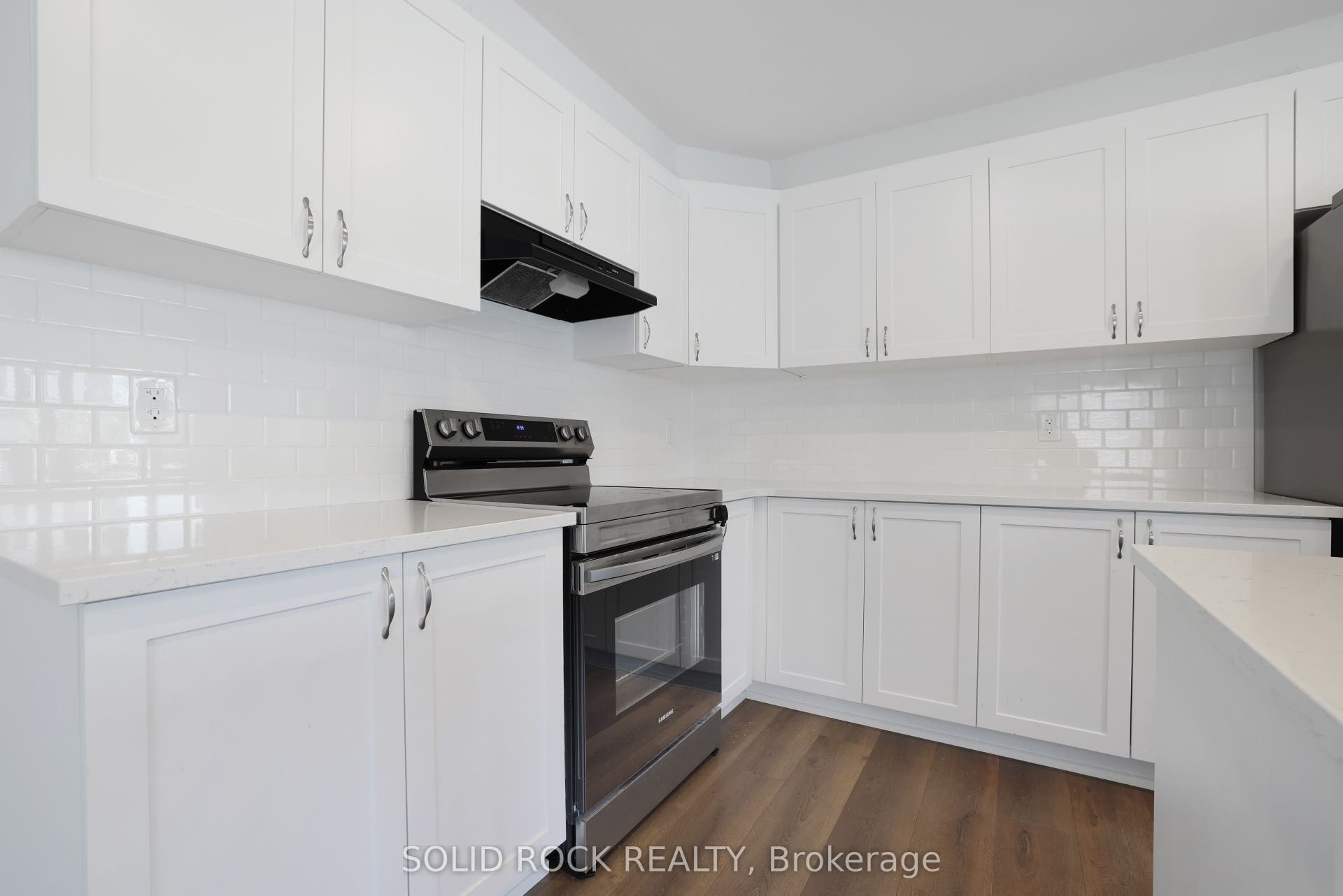 320 MEYNELL Road, Stittsville - Munster - Richmond, Ottawa ON K0A 2Z0 320 MEYNELL Road, Stittsville - Munster - Richmond, Ottawa ON K0A 2Z0