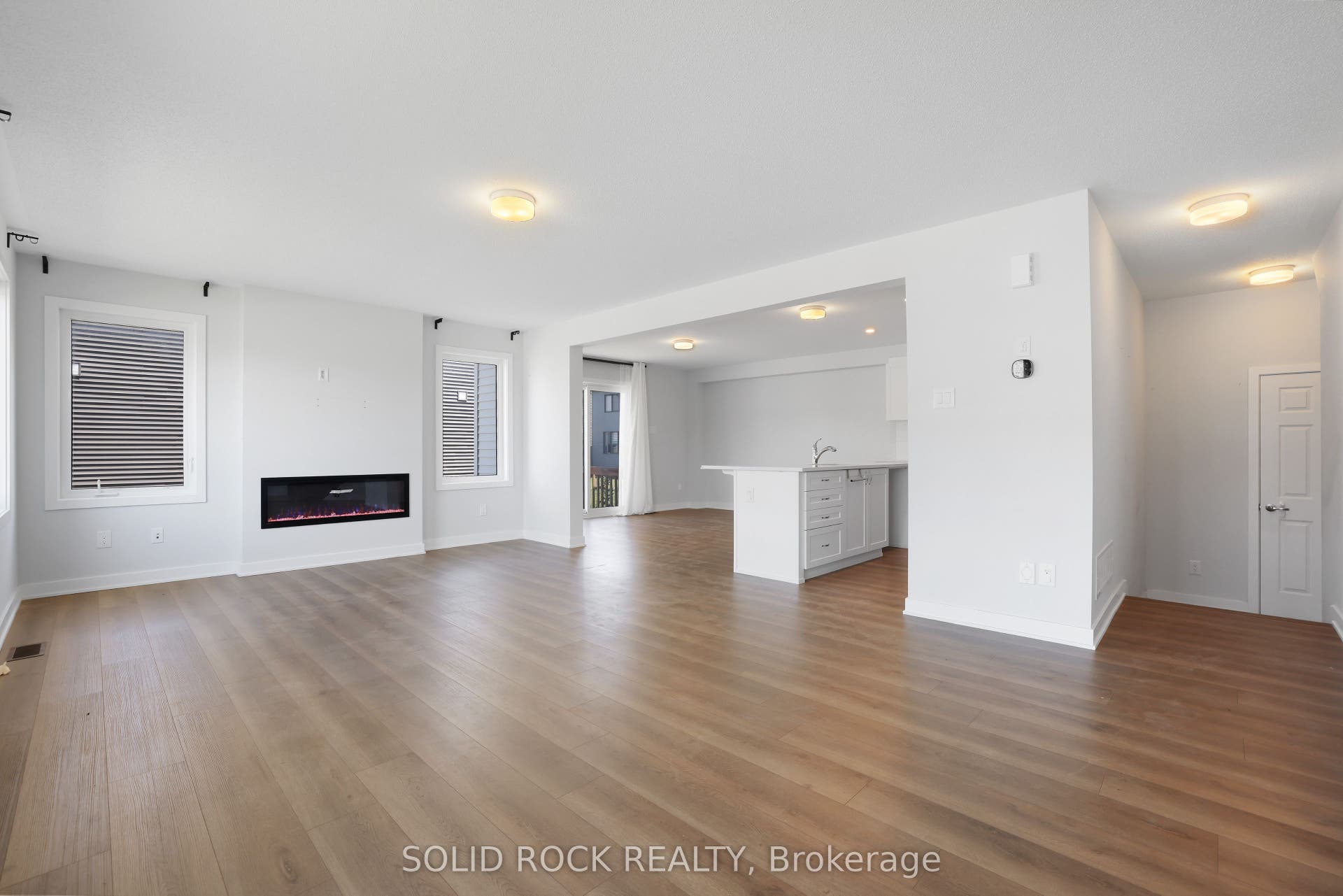 320 MEYNELL Road, Stittsville - Munster - Richmond, Ottawa ON K0A 2Z0 320 MEYNELL Road, Stittsville - Munster - Richmond, Ottawa ON K0A 2Z0