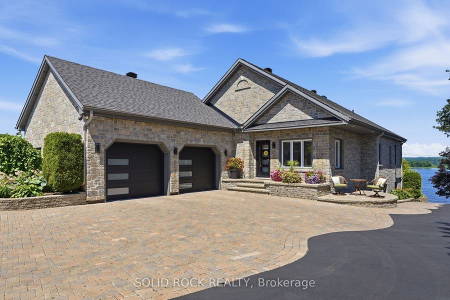 Property photo for 3835 Old Highway 17 Road, Clarence-Rockland, Prescott And Russell ON