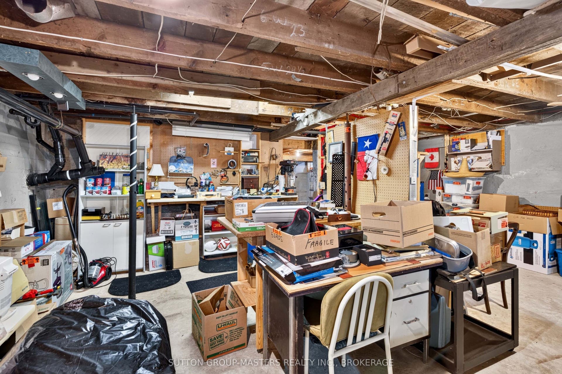 1687 Harten Lane, Kingston, Frontenac ON K7L 4V1 ...and workshop.