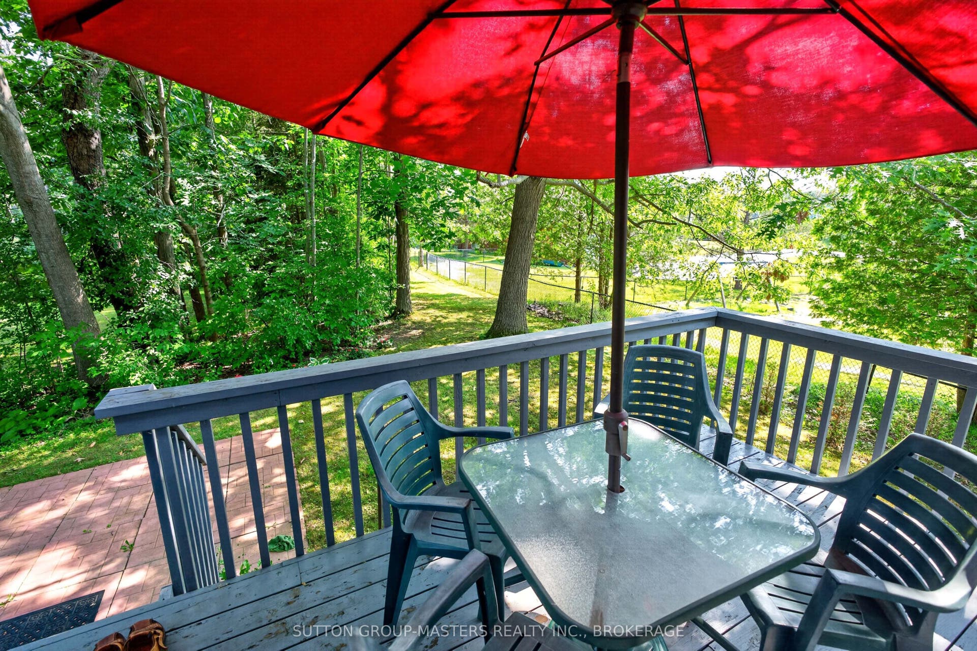 1687 Harten Lane, Kingston, Frontenac ON K7L 4V1 Dine al fresco on the deck, wrapped in nature.
