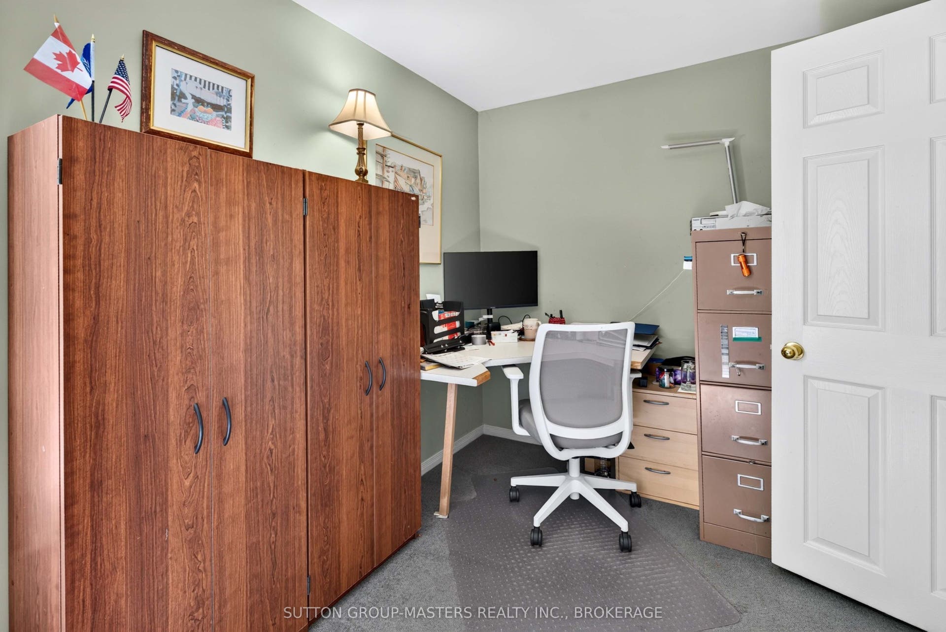 1687 Harten Lane, Kingston, Frontenac ON K7L 4V1 Third bedroom is used now as an office.