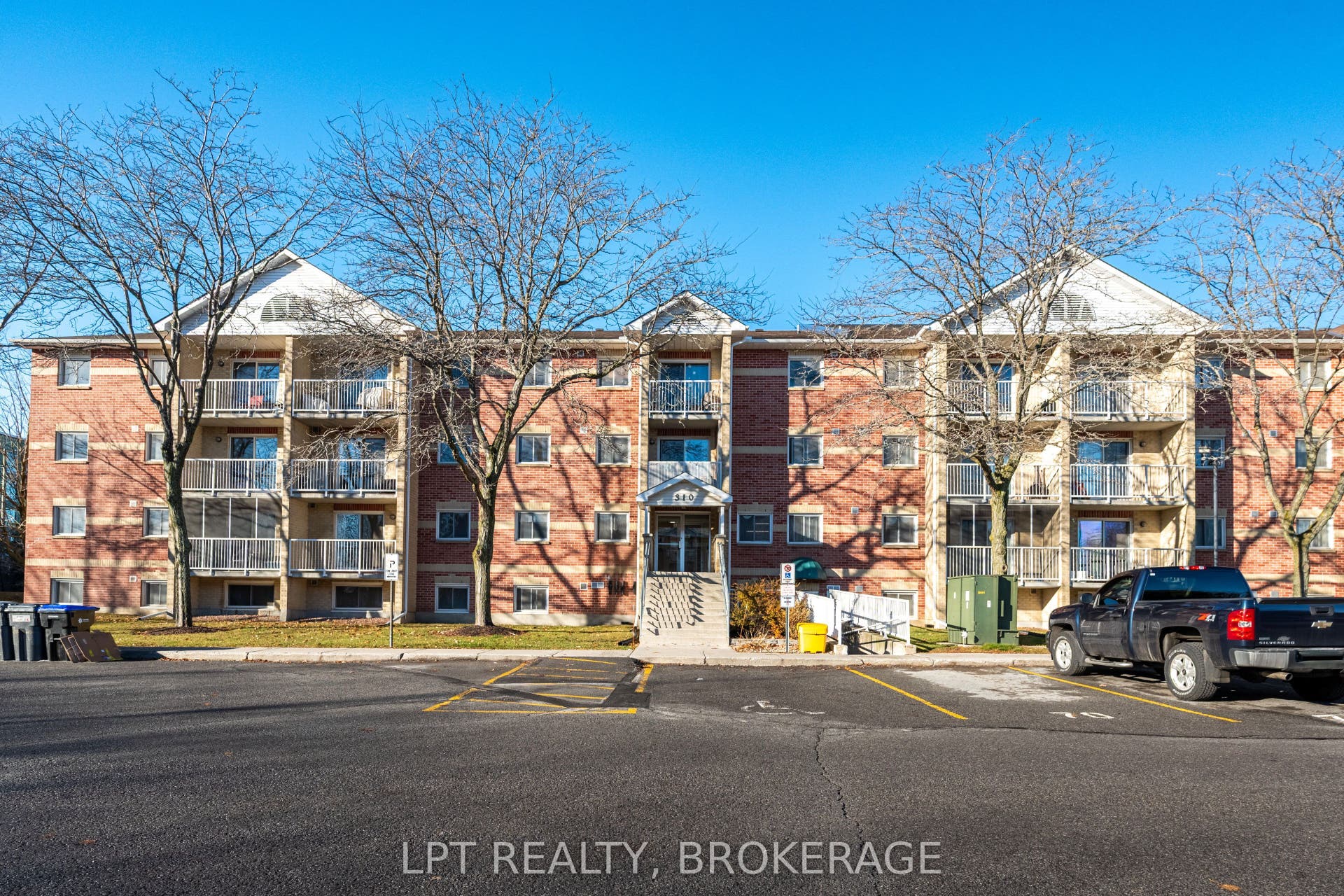 310 Kingsdale Avenue, #107, Kingston, Frontenac ON K7M 8S1 310 Kingsdale Avenue, #107, Kingston, Frontenac ON K7M 8S1