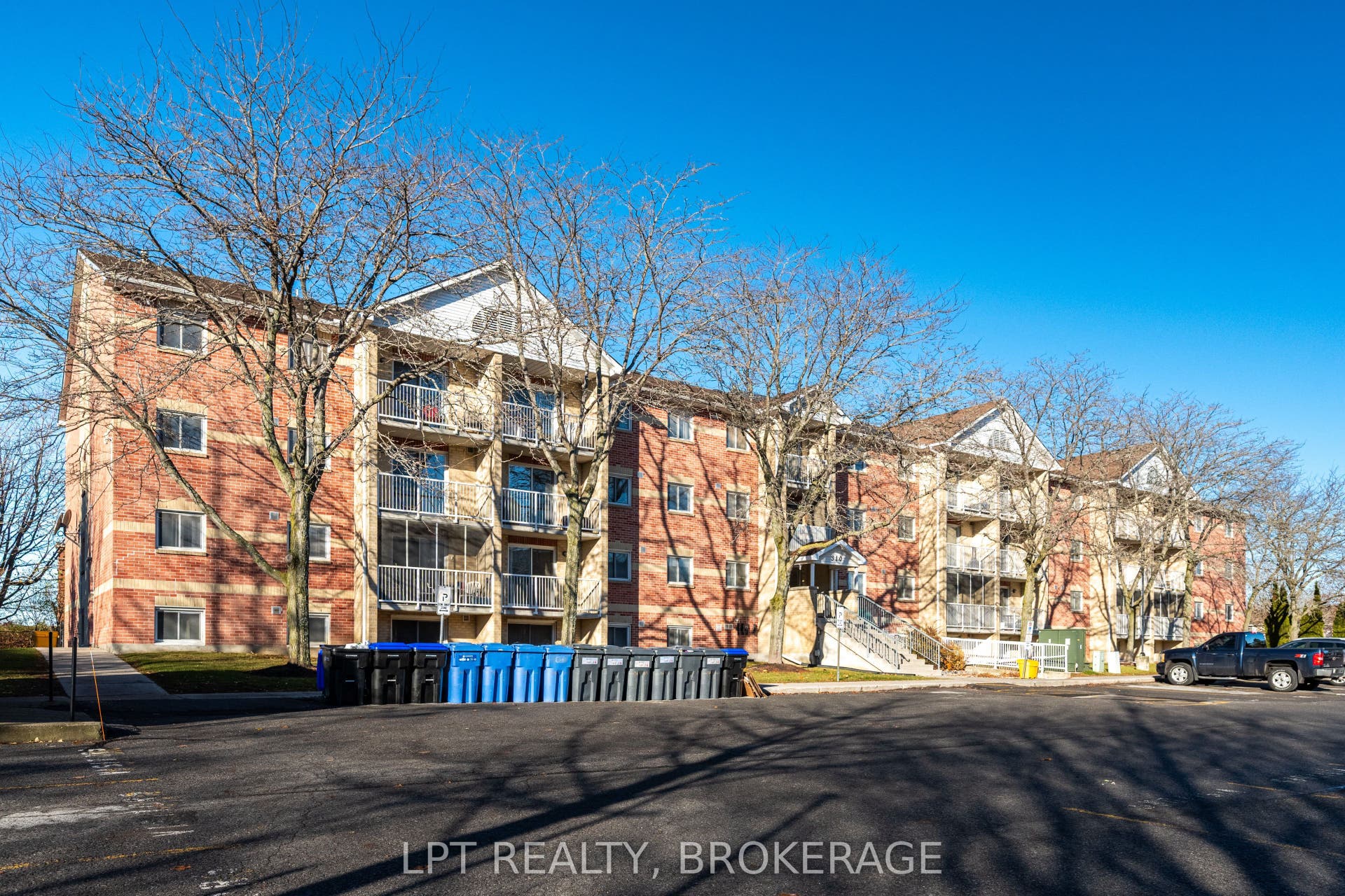 310 Kingsdale Avenue, #107, Kingston, Frontenac ON K7M 8S1 310 Kingsdale Avenue, #107, Kingston, Frontenac ON K7M 8S1