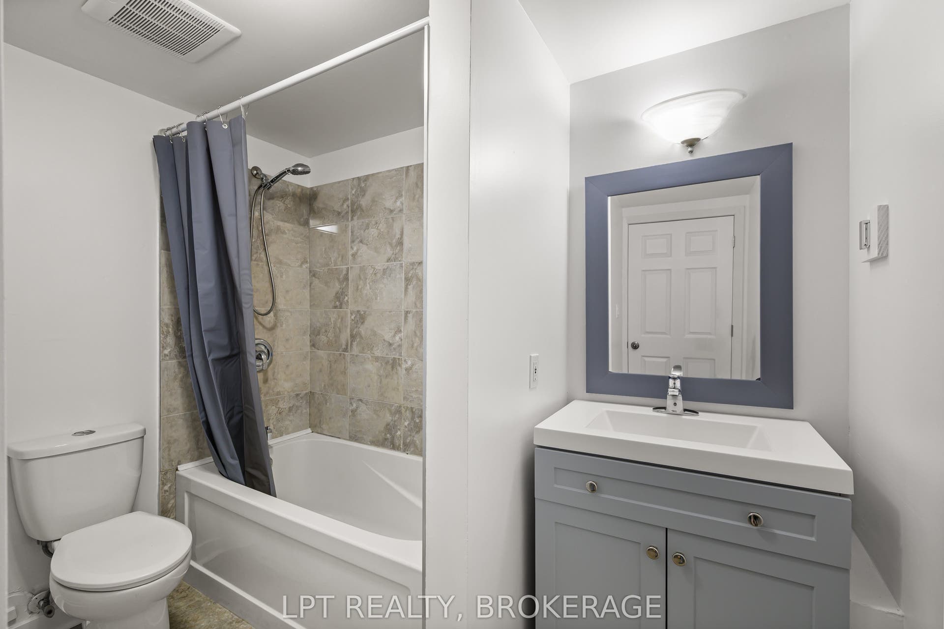310 Kingsdale Avenue, #107, Kingston, Frontenac ON K7M 8S1 310 Kingsdale Avenue, #107, Kingston, Frontenac ON K7M 8S1