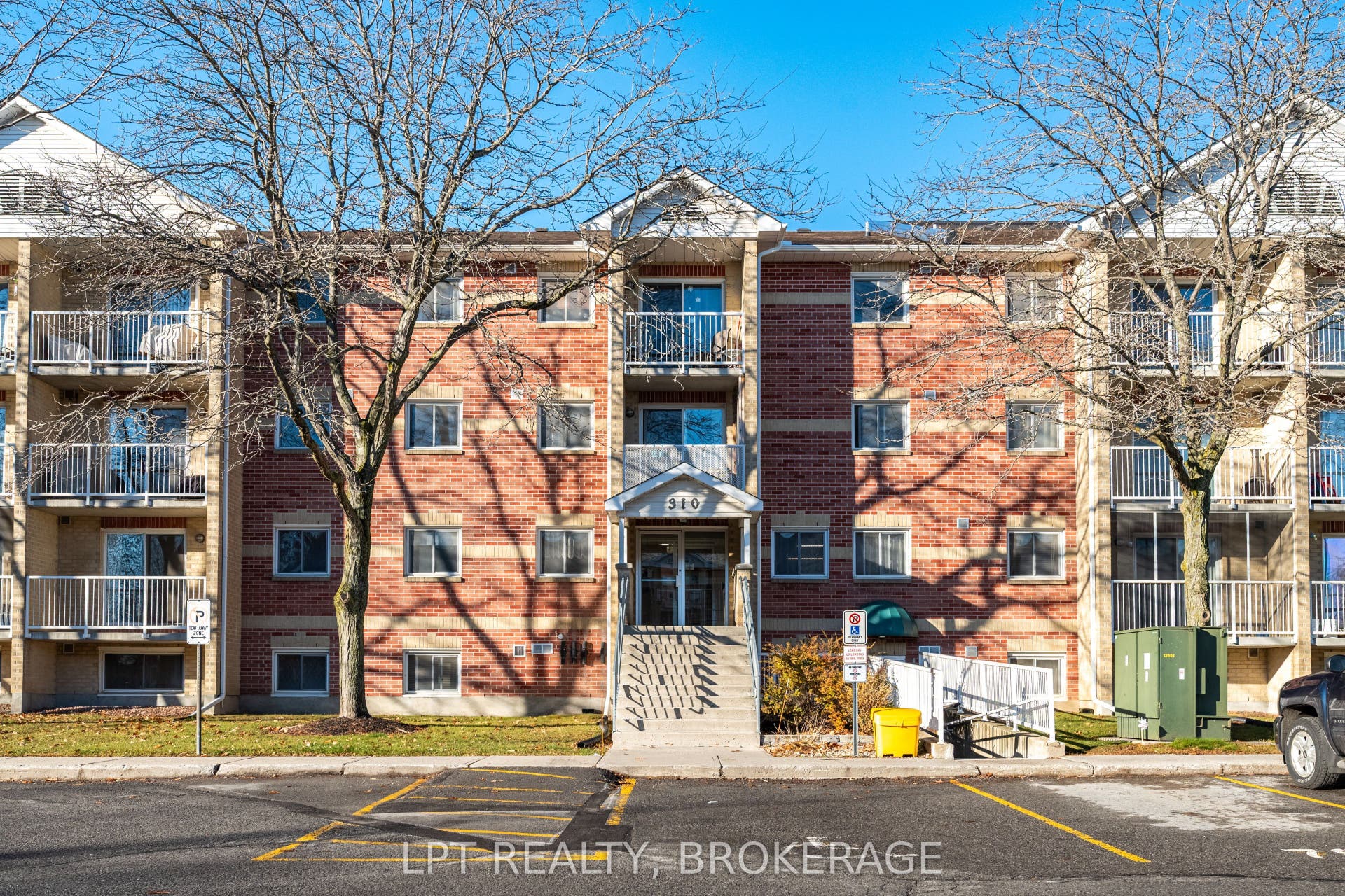 310 Kingsdale Avenue, #107, Kingston, Frontenac ON K7M 8S1 310 Kingsdale Avenue, #107, Kingston, Frontenac ON K7M 8S1