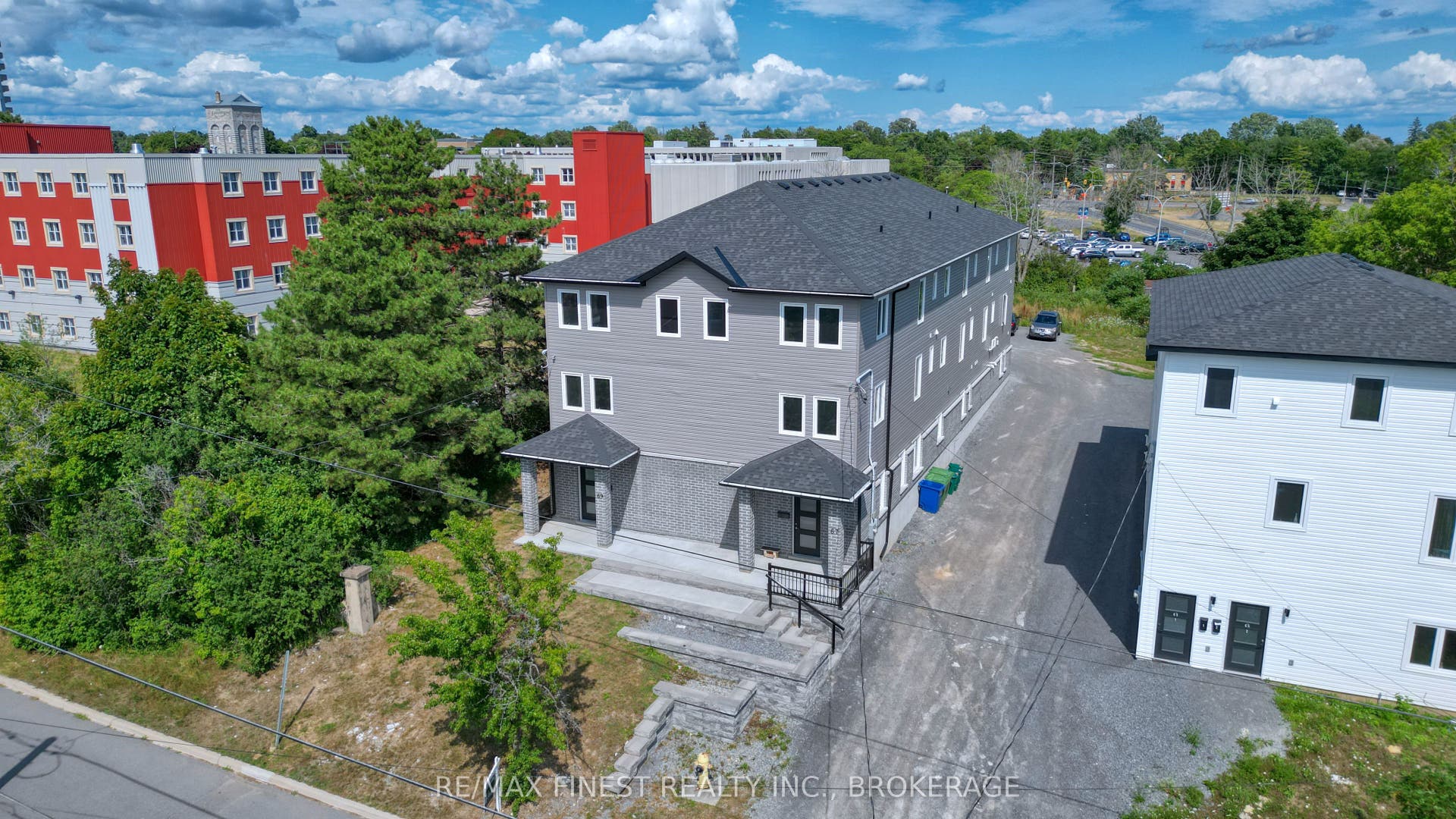 67-69 Gardiner Street, Kingston, Frontenac ON K7M 1A7