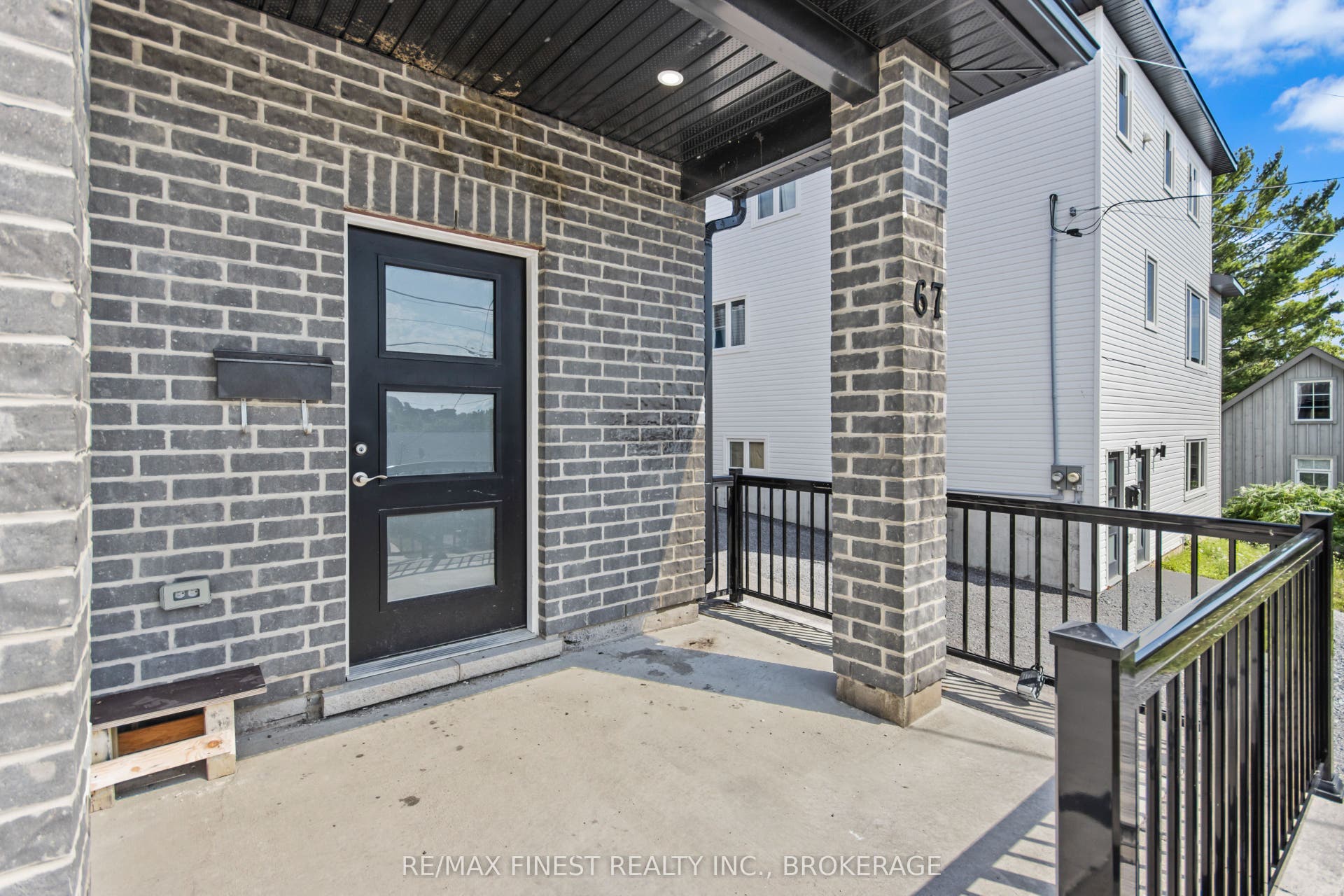 67-69 Gardiner Street, Kingston, Frontenac ON K7M 1A7