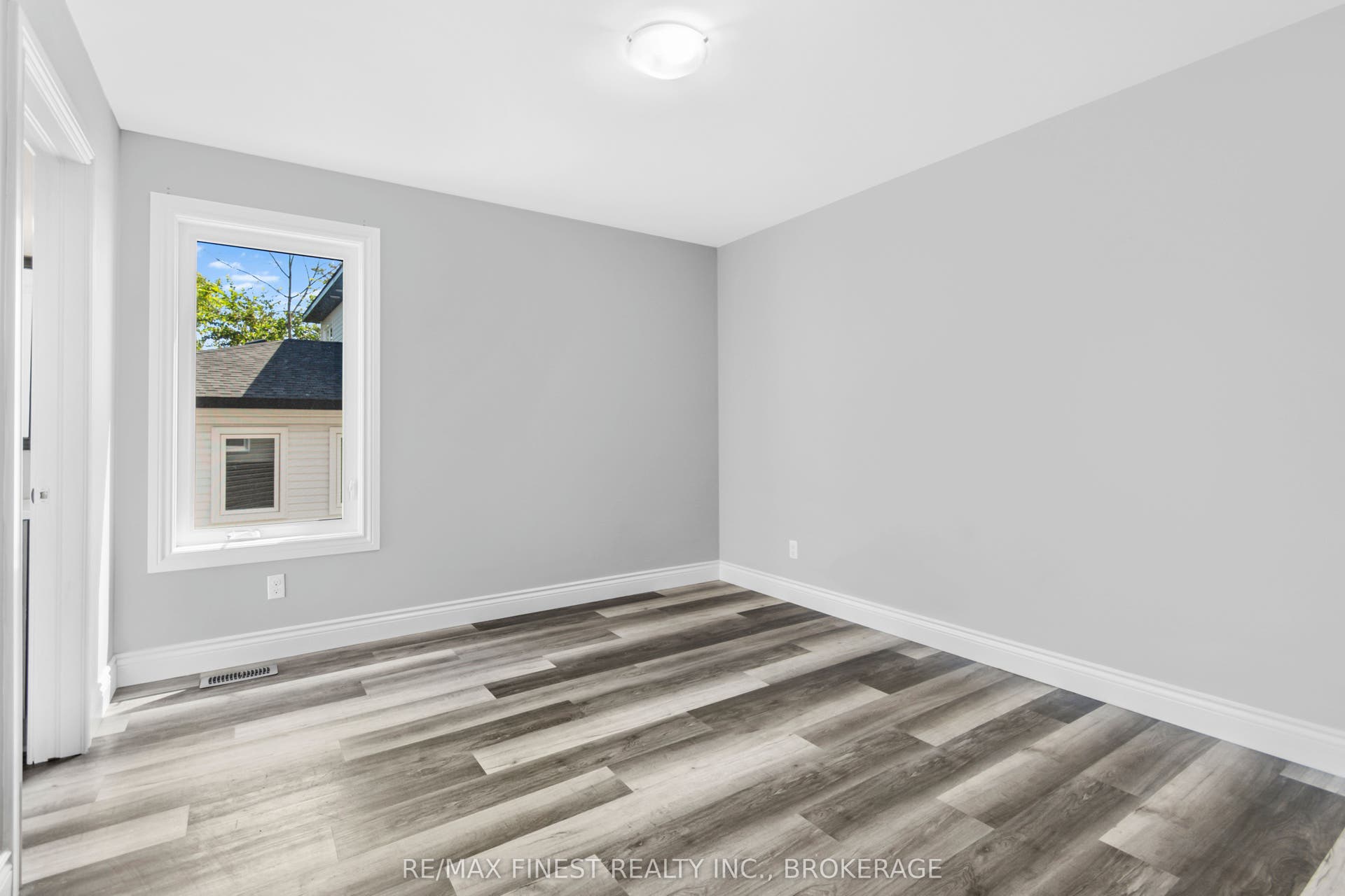 67-69 Gardiner Street, Kingston, Frontenac ON K7M 1A7