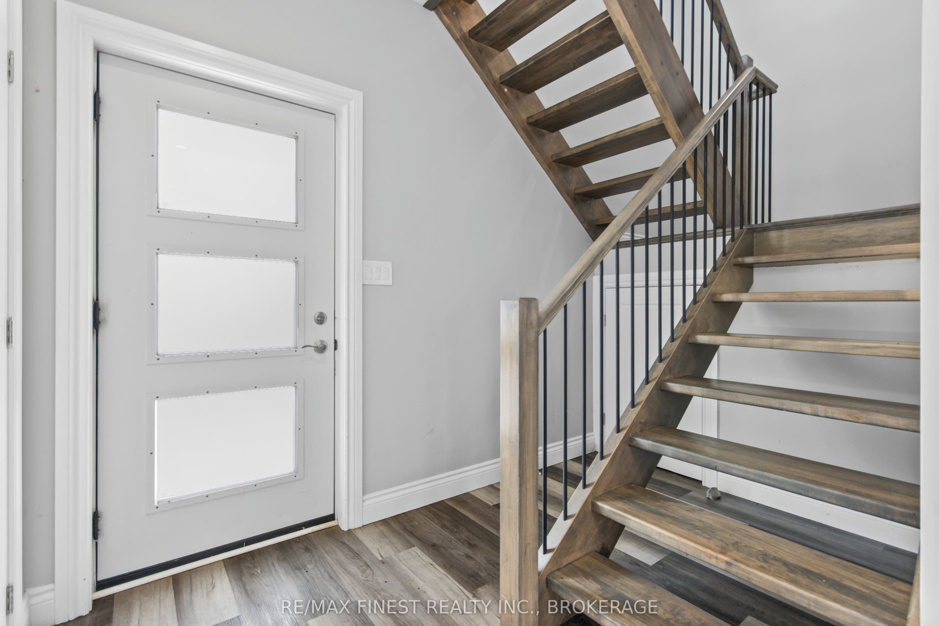 67-69 Gardiner Street, Kingston, Frontenac ON K7M 1A7
