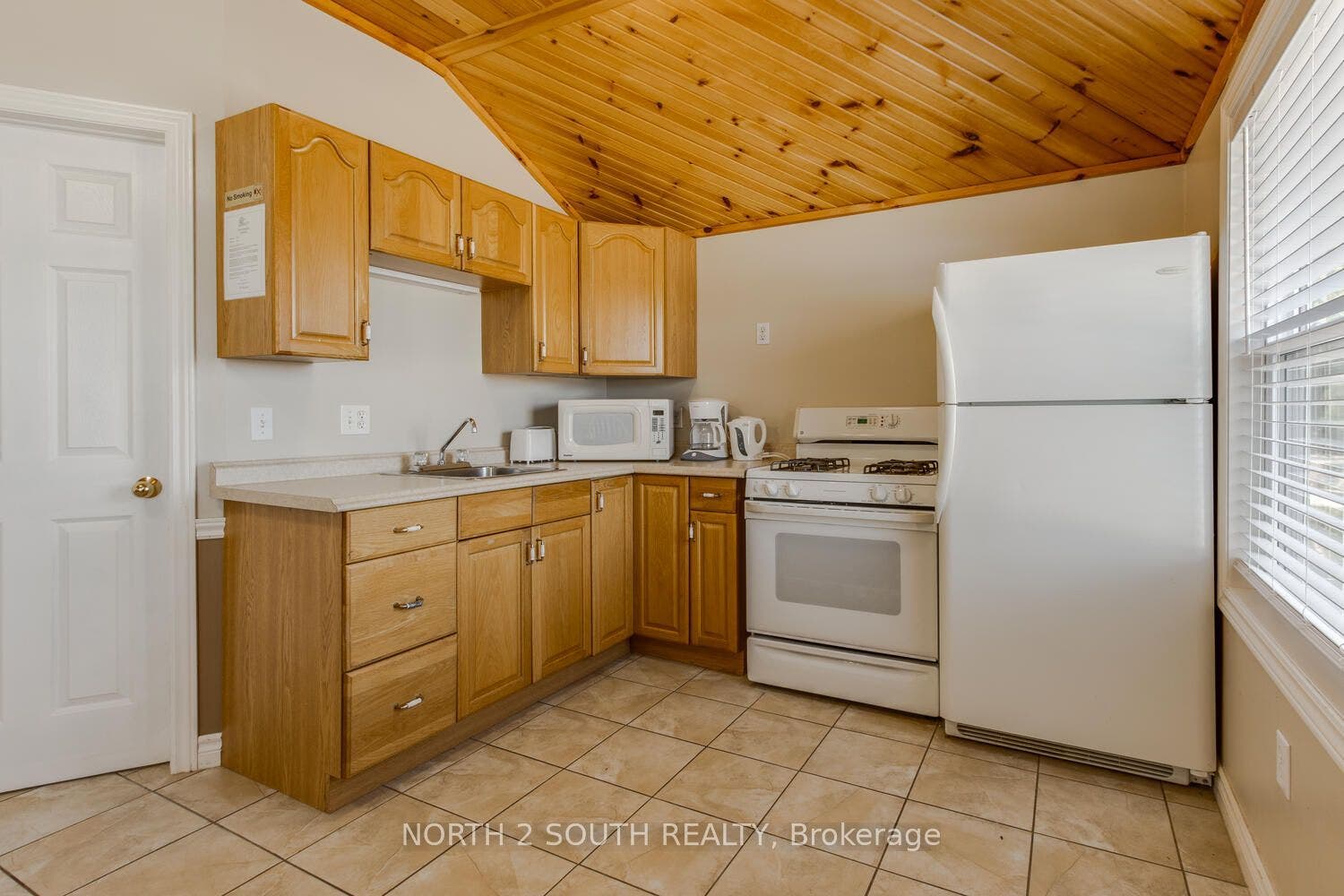 14-42 Bluewater Road, Georgian Bay, Muskoka ON P0E 1E0