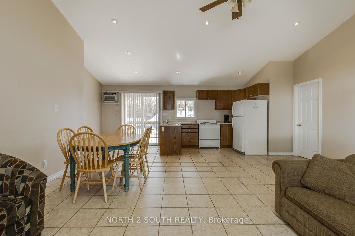 14-42 Bluewater Road, Georgian Bay, Muskoka ON P0E 1E0
