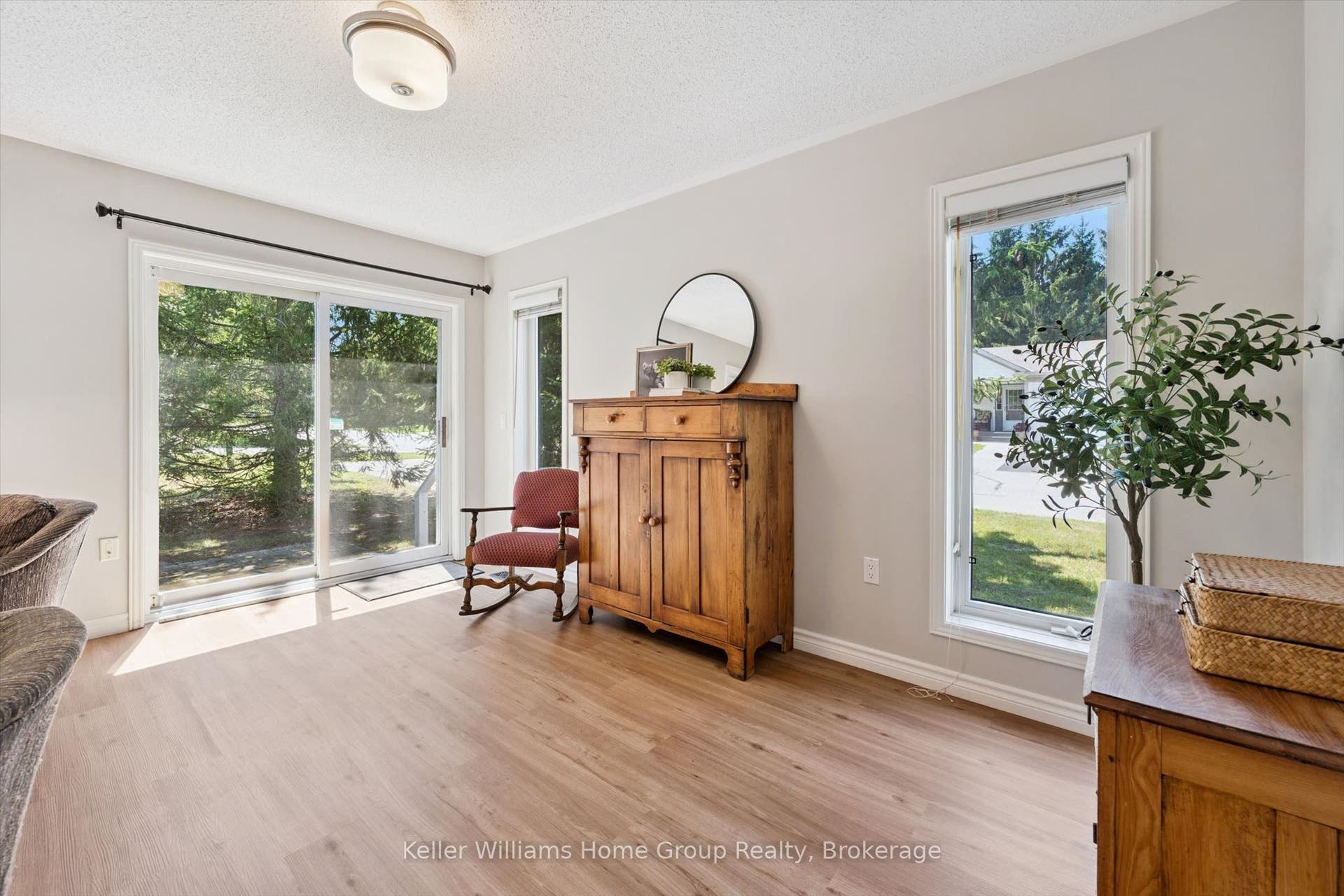 136 Bristlecone Crescent, Centre Wellington, Wellington ON N0B 1J0 136 Bristlecone Crescent, Centre Wellington, Wellington ON N0B 1J0