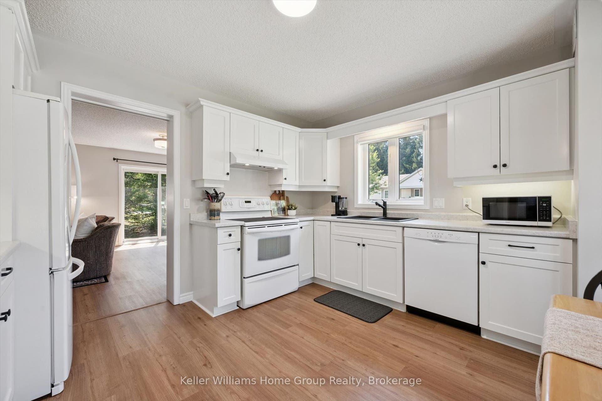 136 Bristlecone Crescent, Centre Wellington, Wellington ON N0B 1J0 136 Bristlecone Crescent, Centre Wellington, Wellington ON N0B 1J0