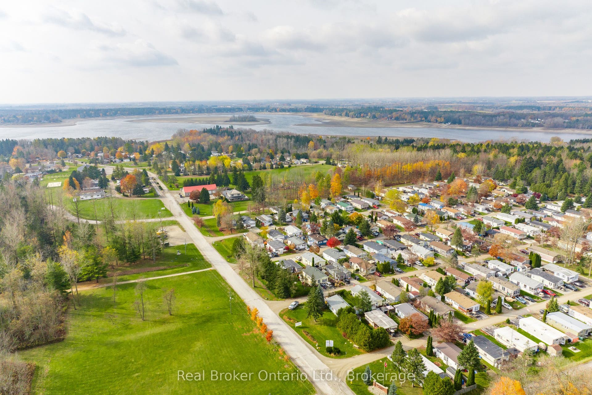 524 POPLAR Place, Centre Wellington, Wellington ON N0B 1J0 524 POPLAR Place, Centre Wellington, Wellington ON N0B 1J0