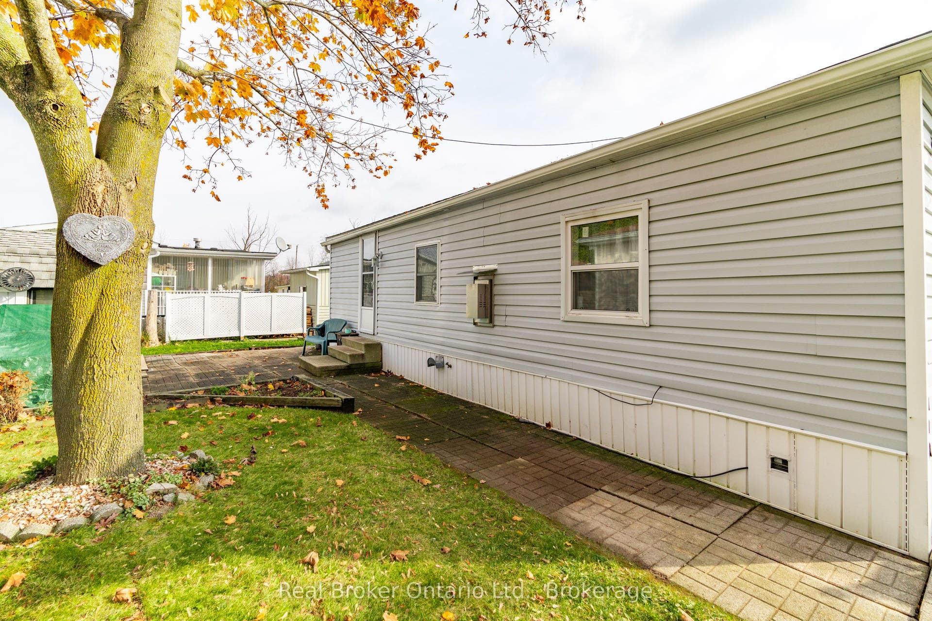 524 POPLAR Place, Centre Wellington, Wellington ON N0B 1J0 524 POPLAR Place, Centre Wellington, Wellington ON N0B 1J0