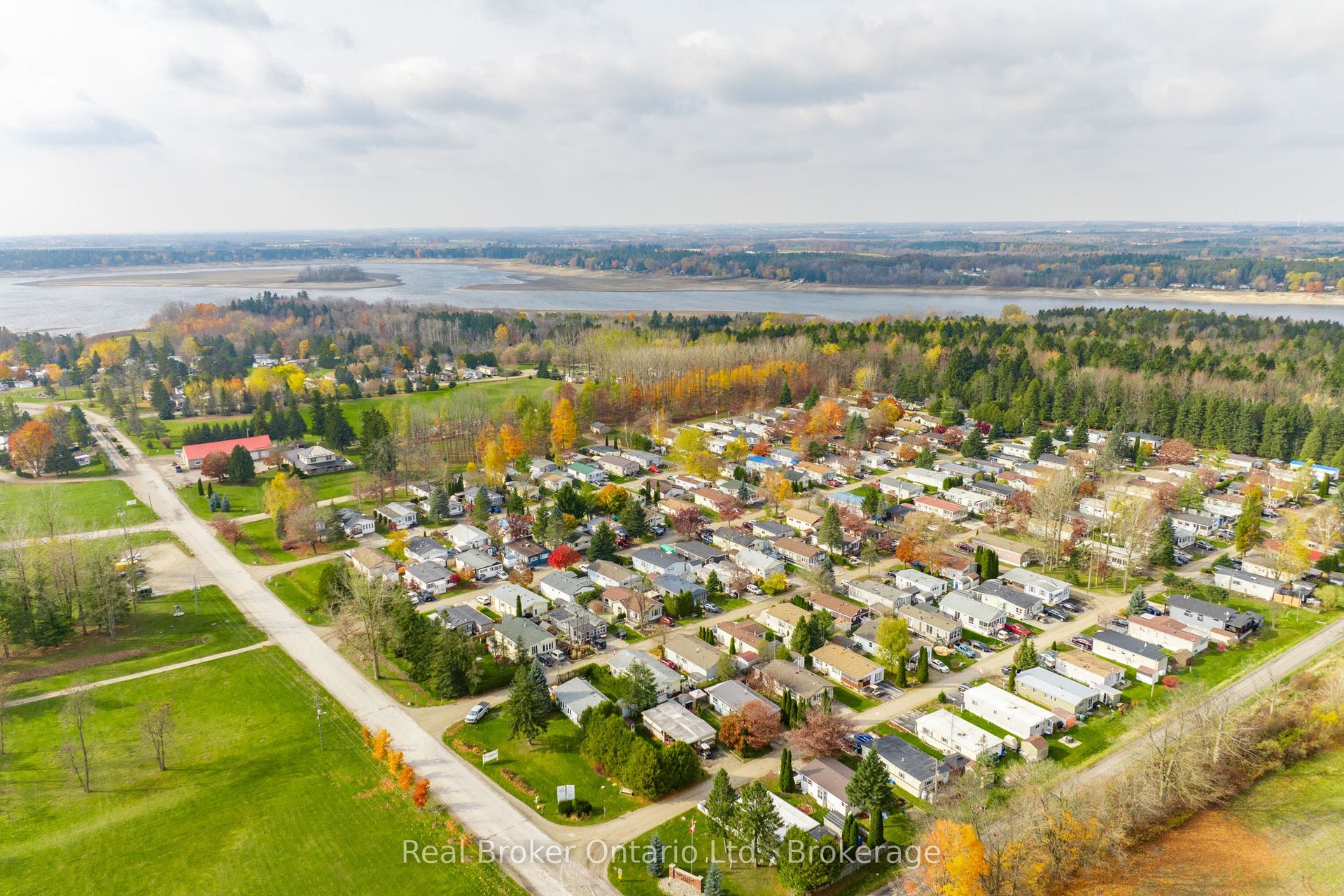 524 POPLAR Place, Centre Wellington, Wellington ON N0B 1J0 524 POPLAR Place, Centre Wellington, Wellington ON N0B 1J0