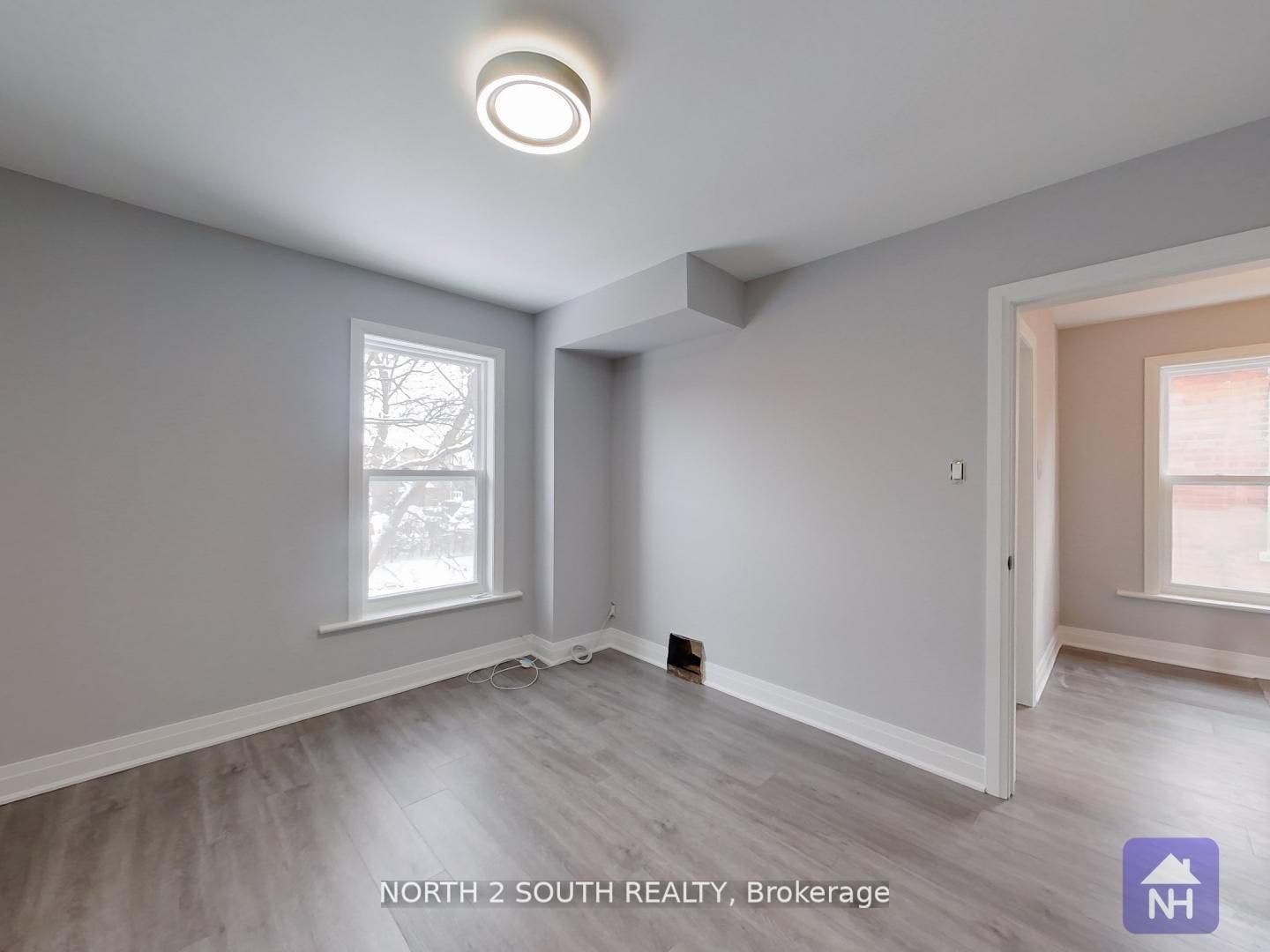 190 Stewart Street, Peterborough, Peterborough ON K9J 3M5