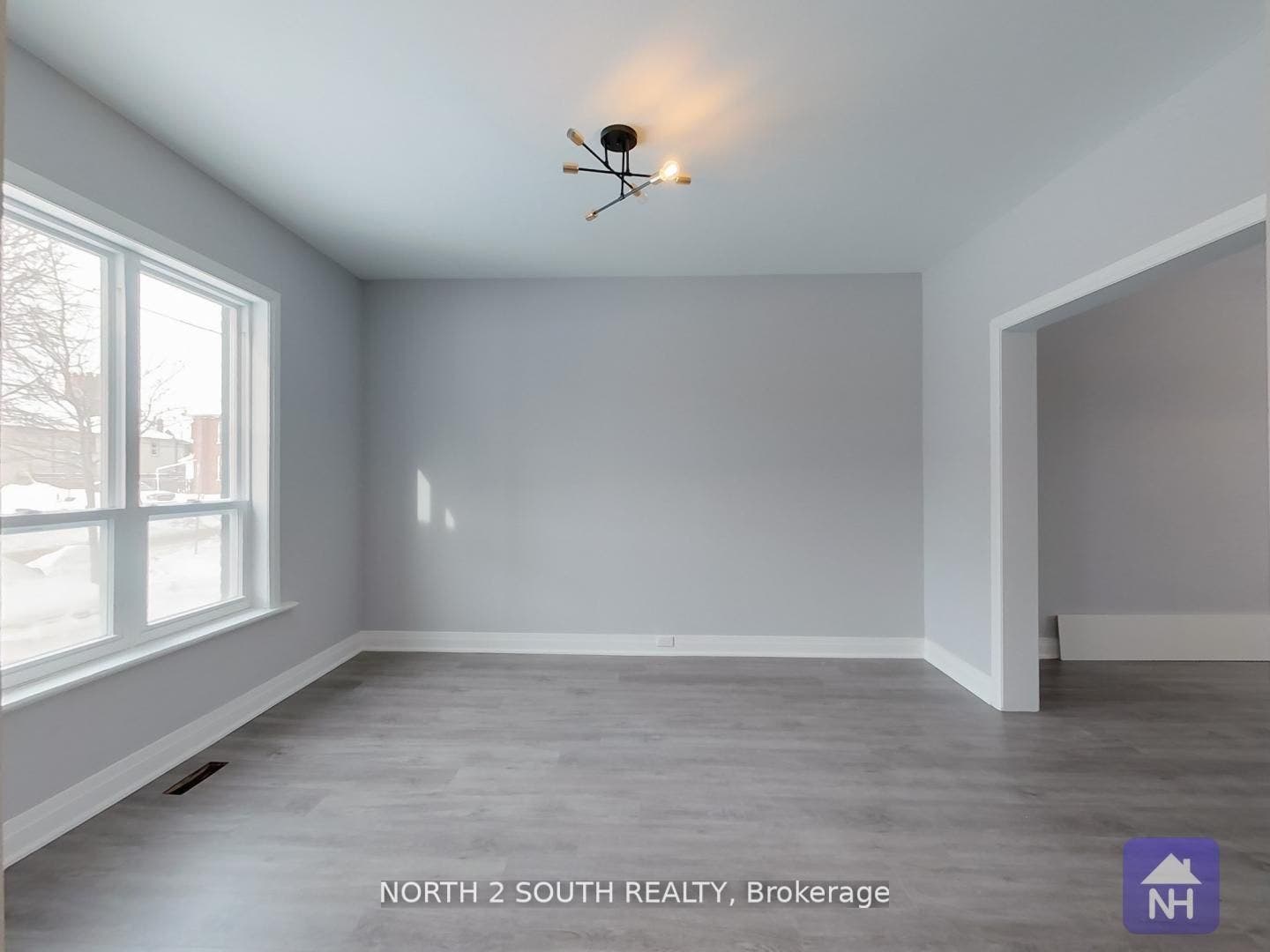 190 Stewart Street, Peterborough, Peterborough ON K9J 3M5