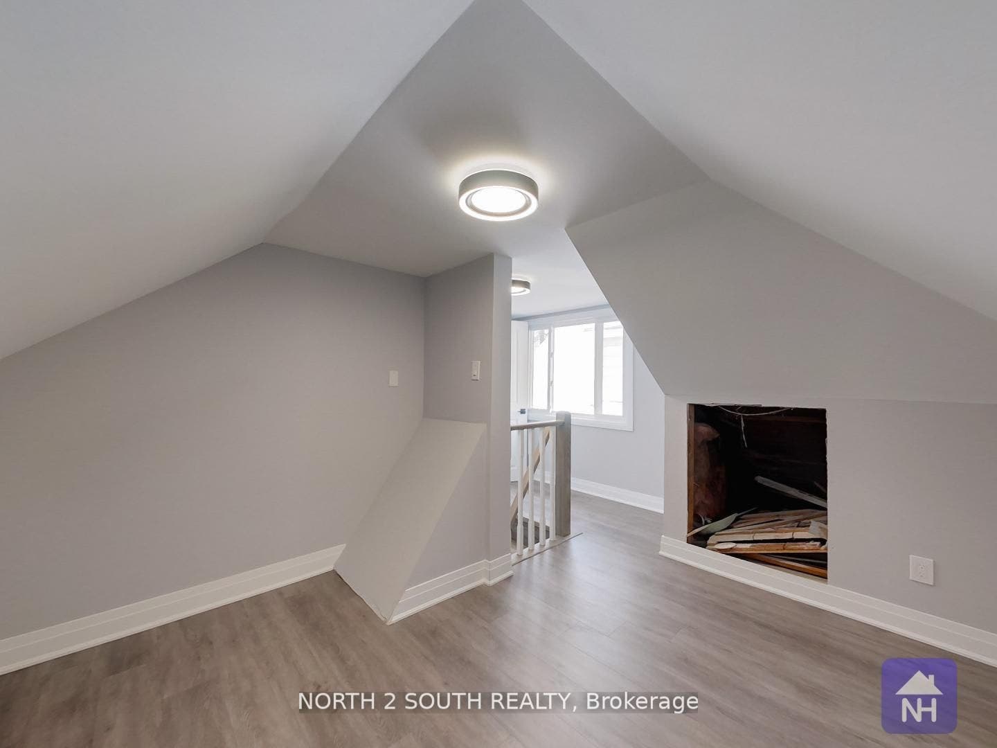 190 Stewart Street, Peterborough, Peterborough ON K9J 3M5