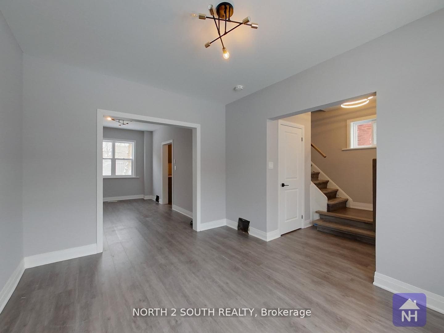 190 Stewart Street, Peterborough, Peterborough ON K9J 3M5