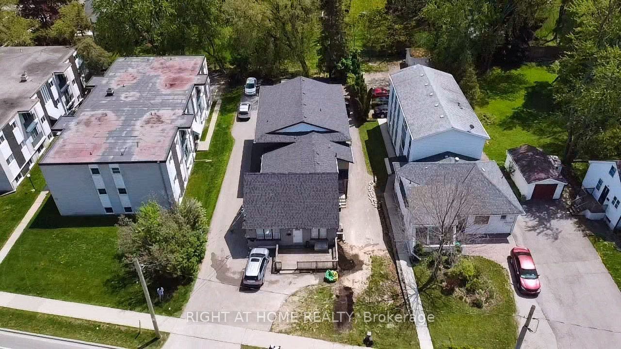 379 Erb Street W, Waterloo, Waterloo ON N2L 1W7 379 Erb Street W, Waterloo, Waterloo ON N2L 1W7