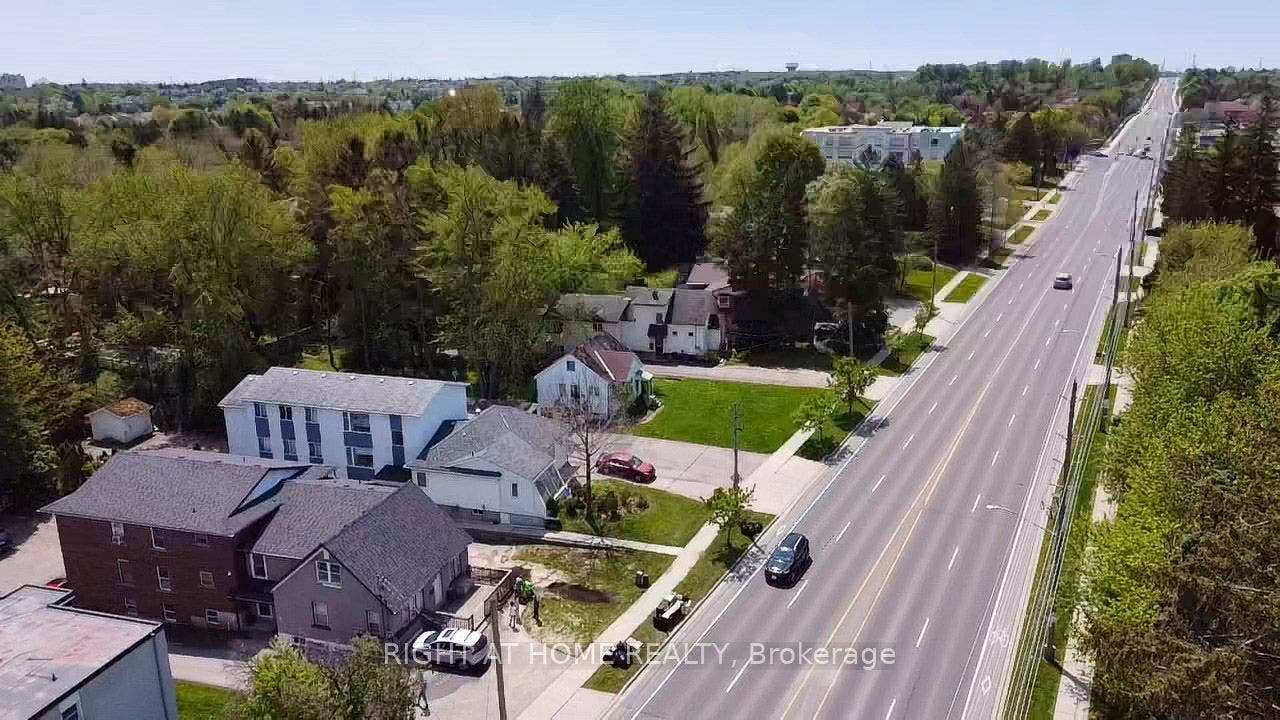 379 Erb Street W, Waterloo, Waterloo ON N2L 1W7 379 Erb Street W, Waterloo, Waterloo ON N2L 1W7