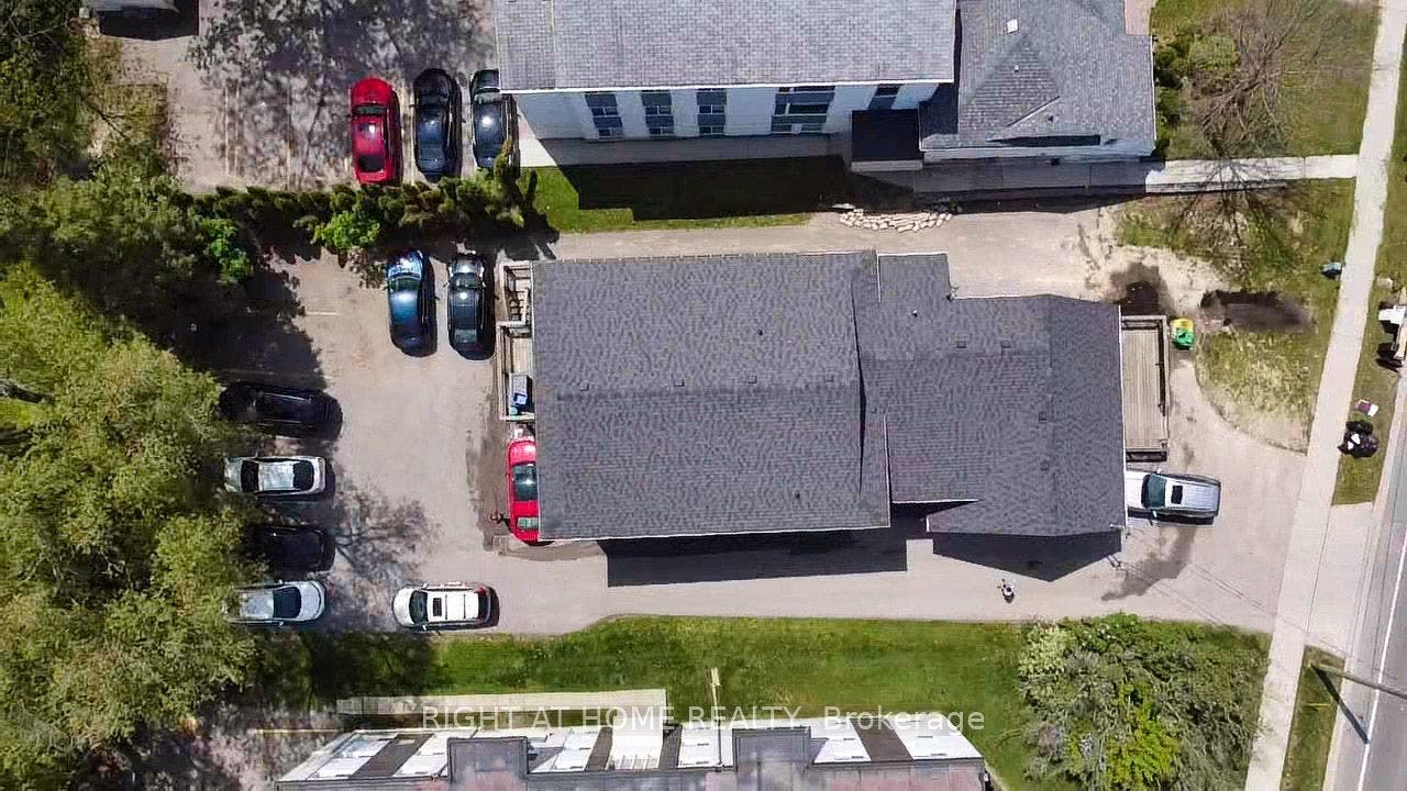 379 Erb Street W, Waterloo, Waterloo ON N2L 1W7 379 Erb Street W, Waterloo, Waterloo ON N2L 1W7