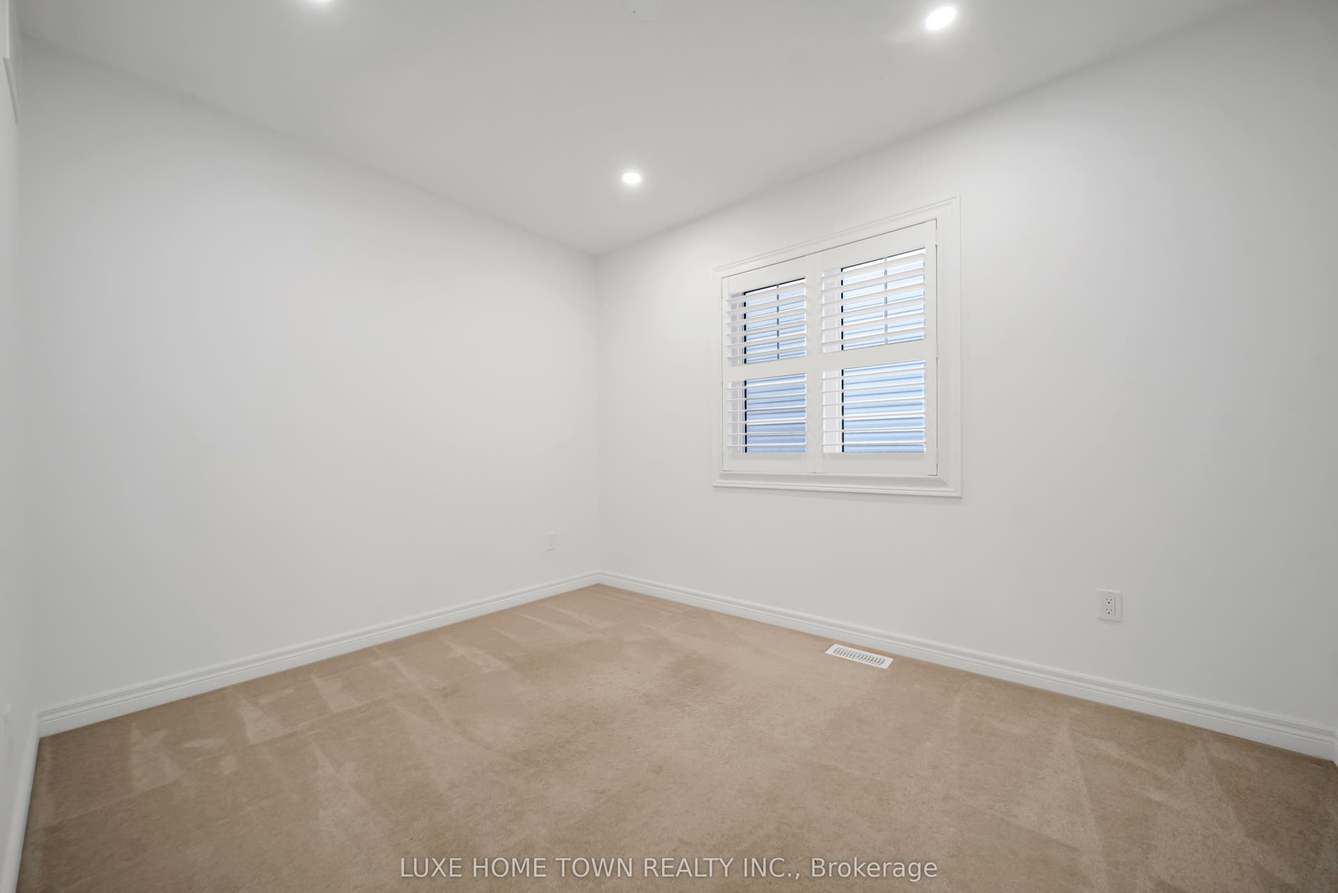 19 Findlay Way, Centre Wellington, Wellington ON N1M 0A4 19 Findlay Way, Centre Wellington, Wellington ON N1M 0A4