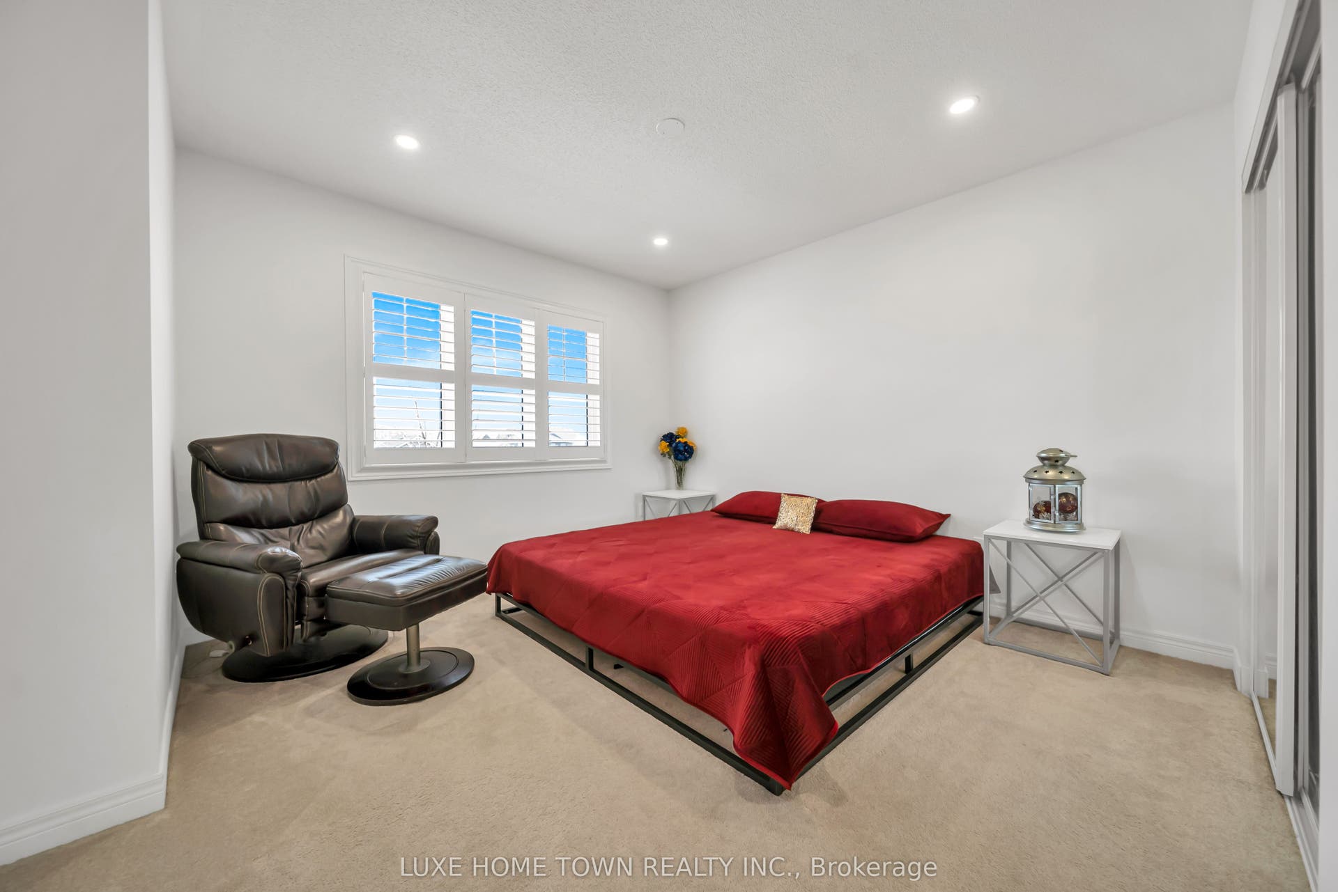 19 Findlay Way, Centre Wellington, Wellington ON N1M 0A4 19 Findlay Way, Centre Wellington, Wellington ON N1M 0A4