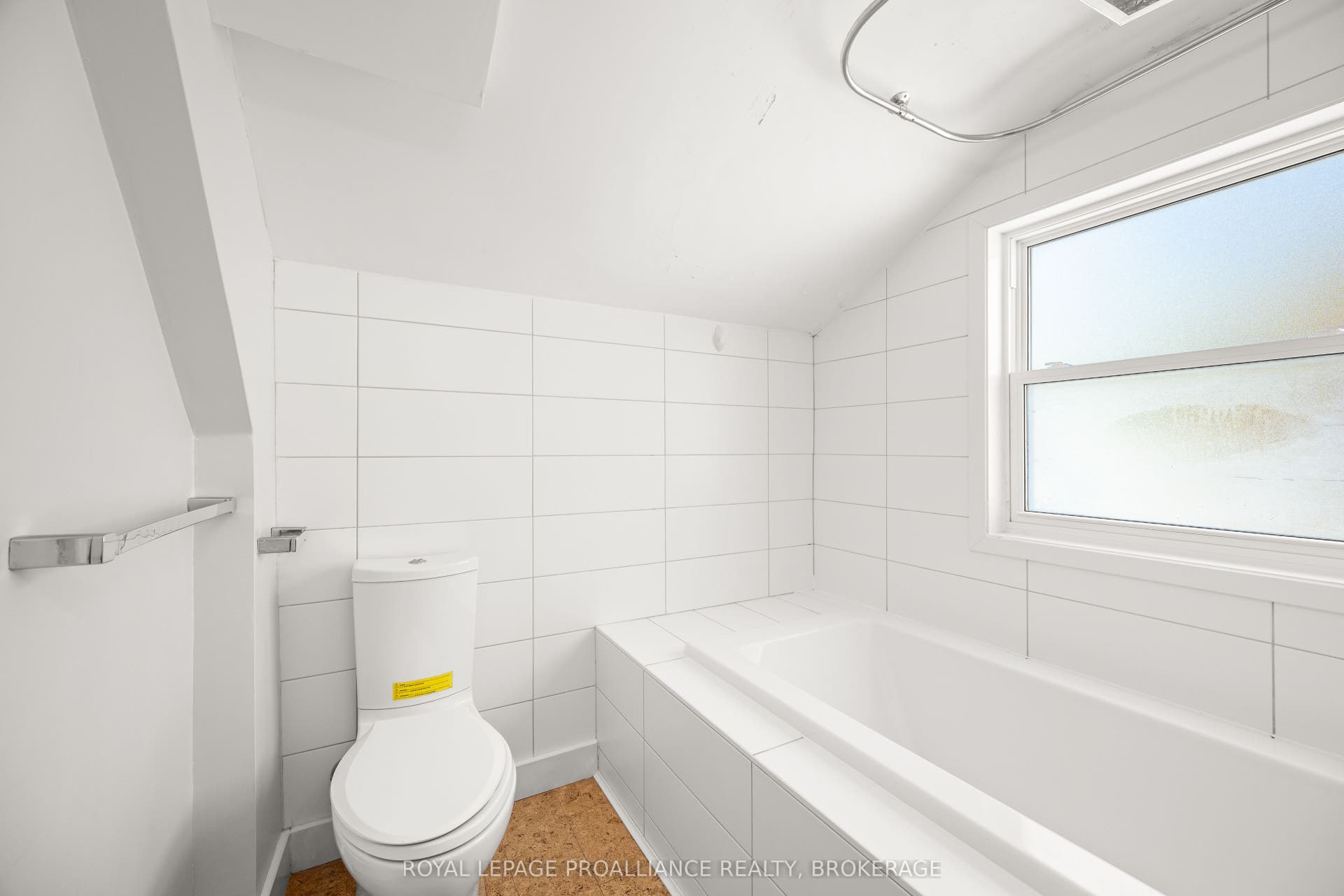 78 Regent Street, Kingston, Frontenac ON K7L 4J7