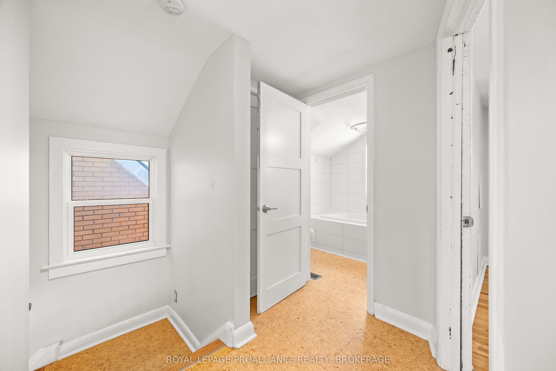78 Regent Street, Kingston, Frontenac ON K7L 4J7