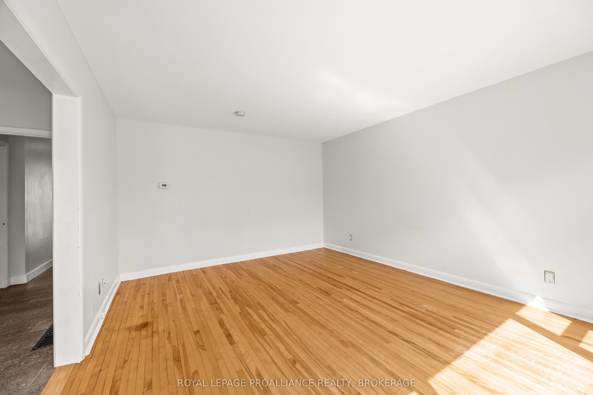 78 Regent Street, Kingston, Frontenac ON K7L 4J7