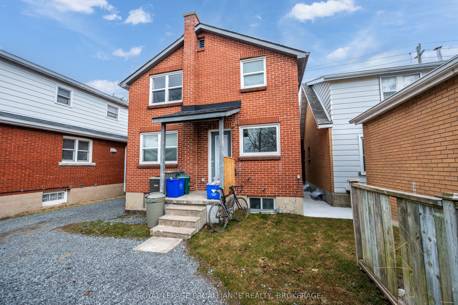 78 Regent Street, Kingston, Frontenac ON K7L 4J7