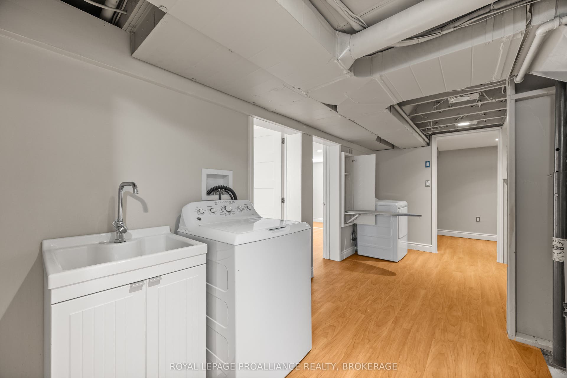 78 Regent Street, Kingston, Frontenac ON K7L 4J7