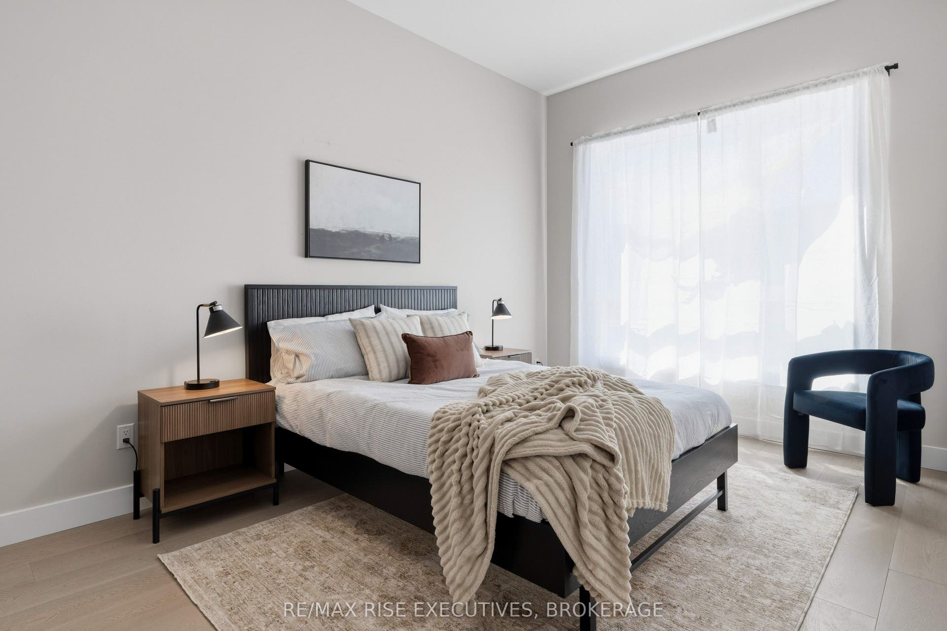 300 Skyfal Lane, #204, Kingston, Frontenac ON K7M 0L3