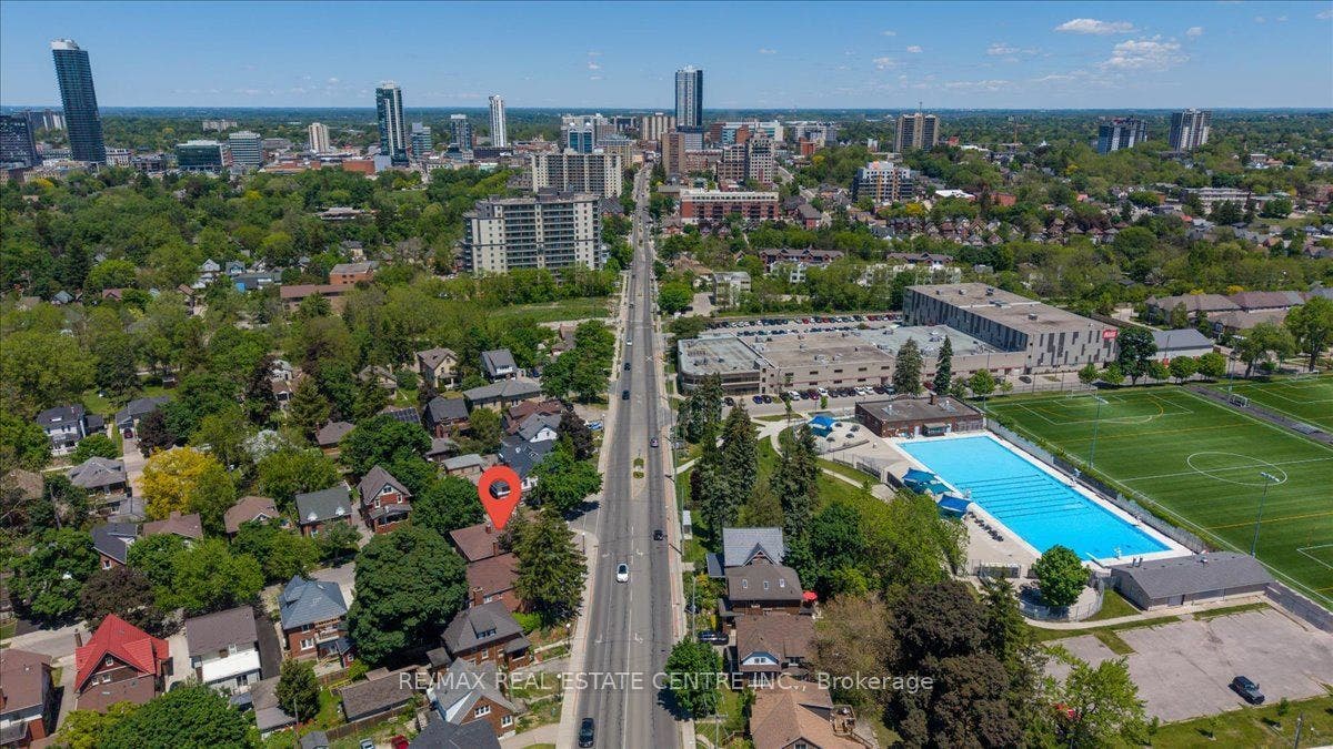 744 Queen Street S, Kitchener, Waterloo ON N2M 1A4 744 Queen Street S, Kitchener, Waterloo ON N2M 1A4