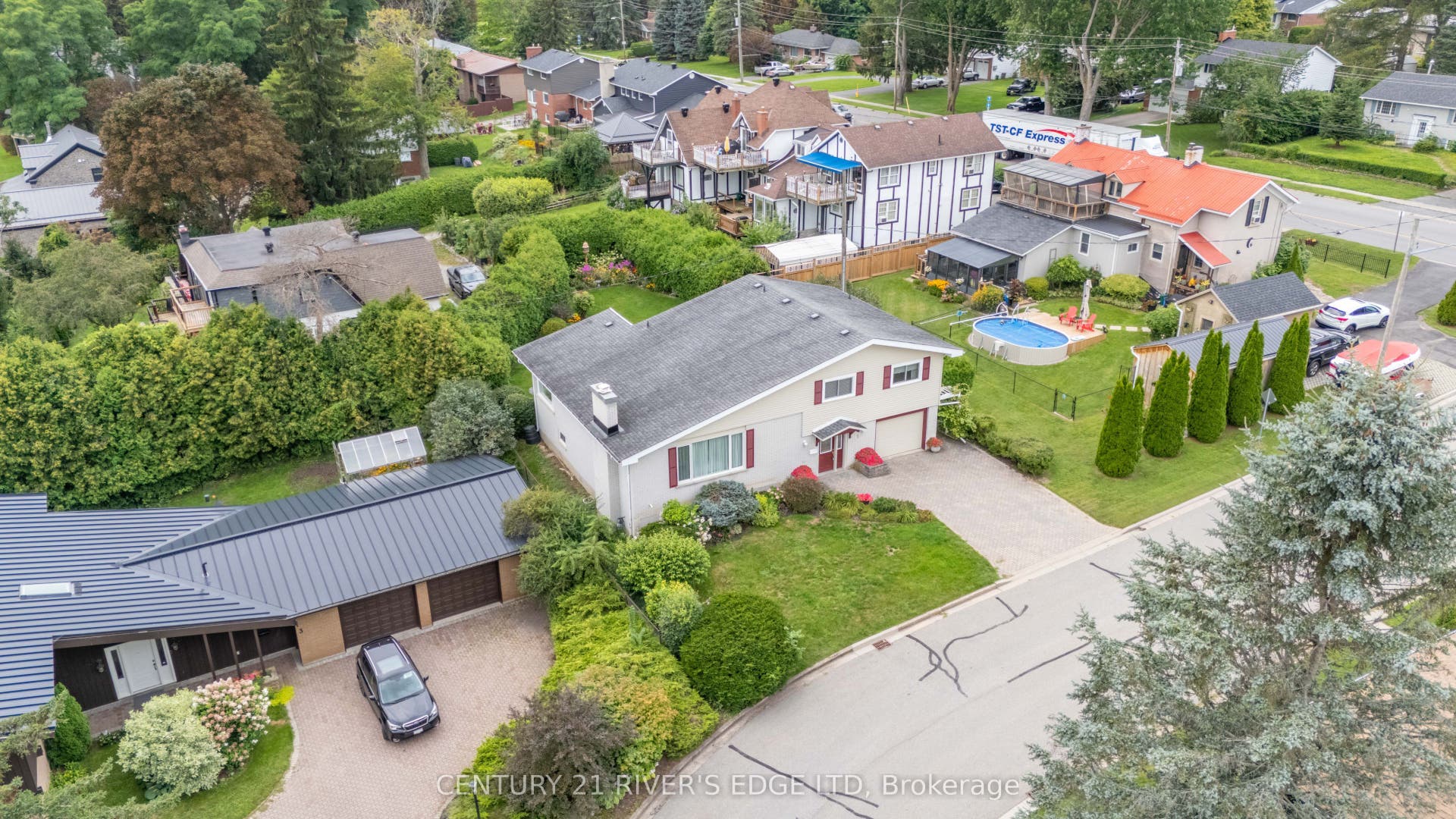 1 Hardy Crescent, Brockville, Leeds And Grenville ON K6V 3A2 1 Hardy Crescent, Brockville, Leeds And Grenville ON K6V 3A2