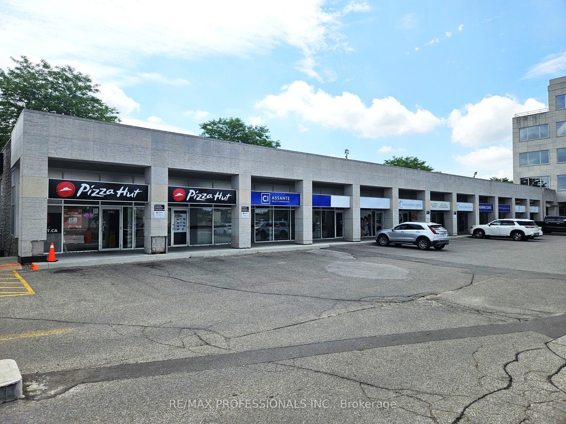 649 Scottsdale Drive, #2B, Guelph, Wellington ON N1G 4T7 649 Scottsdale Drive, #2B, Guelph, Wellington ON N1G 4T7