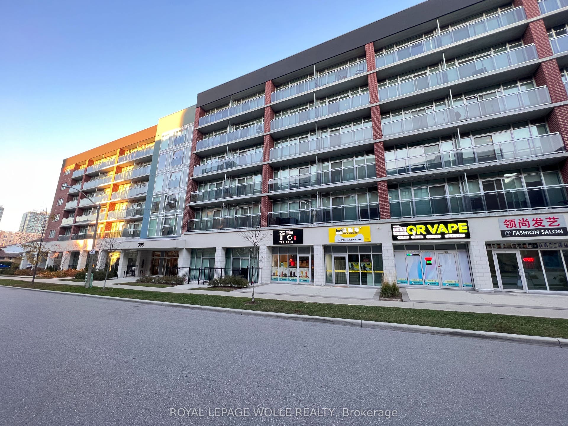 308 Lester Street, #107, Waterloo, Waterloo ON N2L 3W7 308 Lester Street, #107, Waterloo, Waterloo ON N2L 3W7