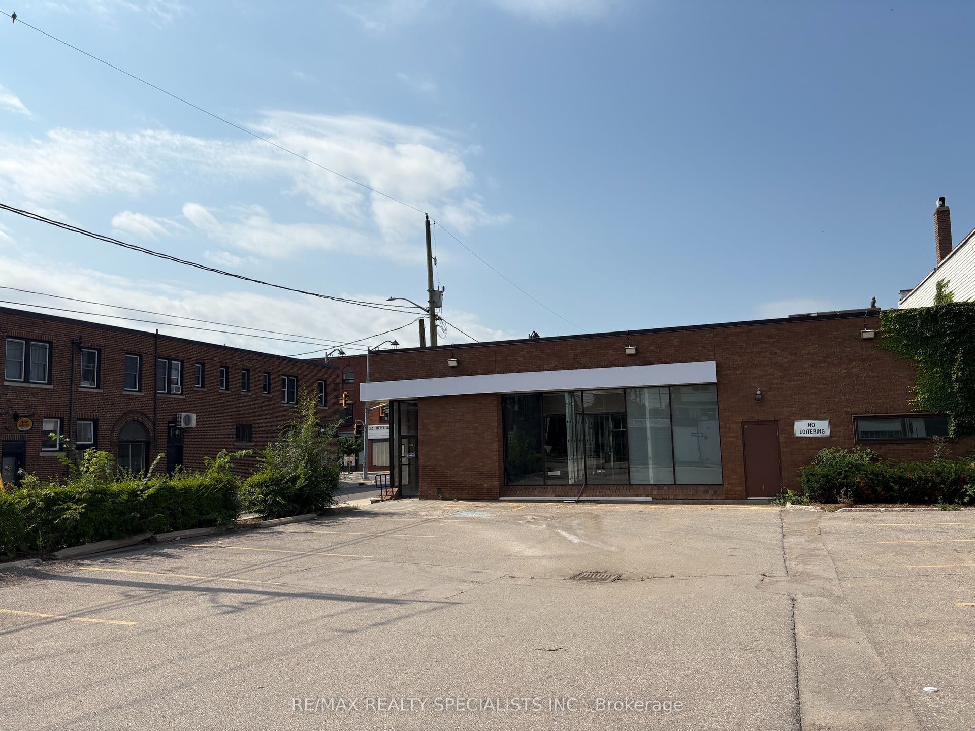 699 King Street E, #Bsmt, Cambridge, Waterloo ON N3H 3N7 699 King Street E, #Bsmt, Cambridge, Waterloo ON N3H 3N7