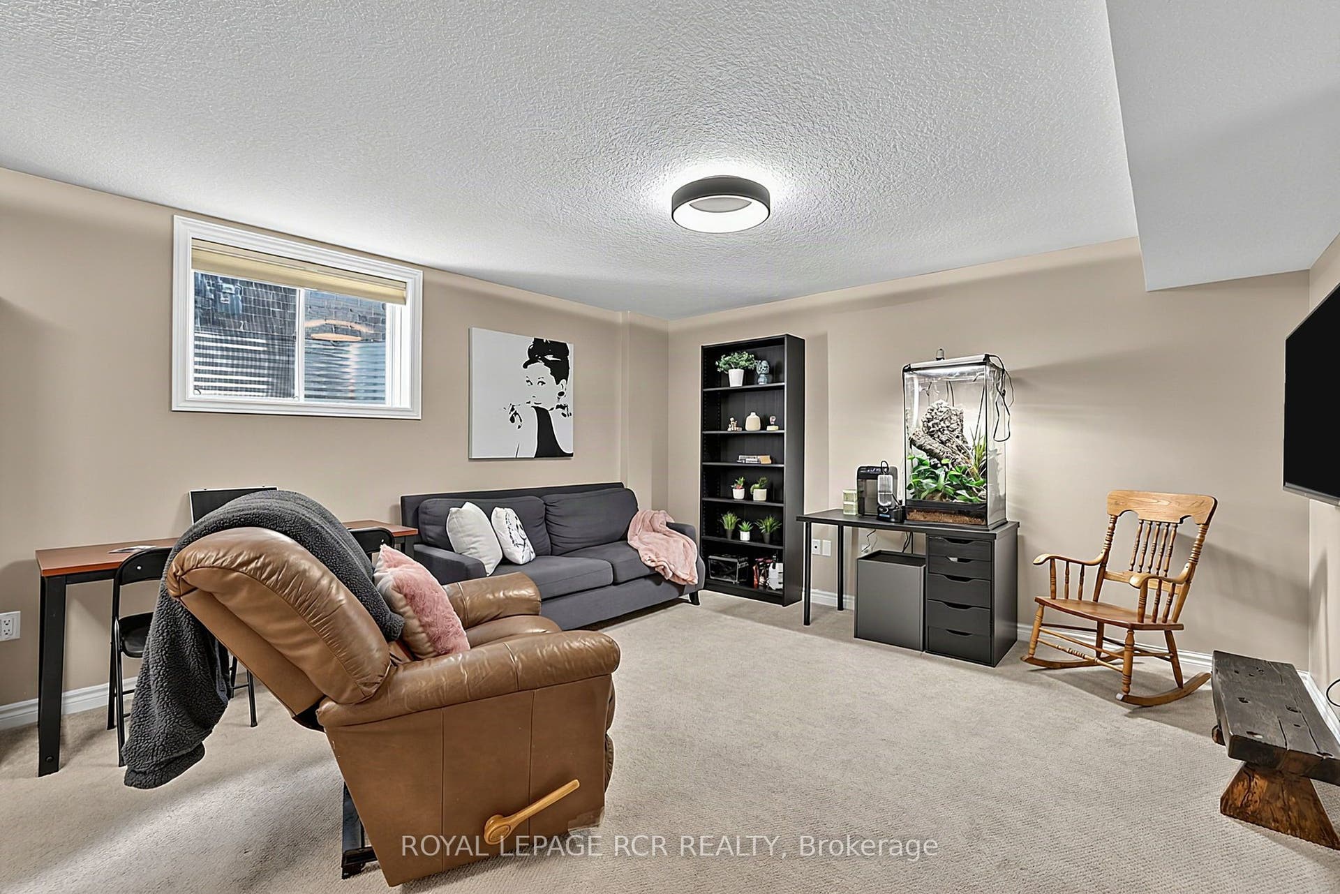 24 WESTMINSTER Crescent, Centre Wellington, Wellington ON N1M 1Y8 24 WESTMINSTER Crescent, Centre Wellington, Wellington ON N1M 1Y8